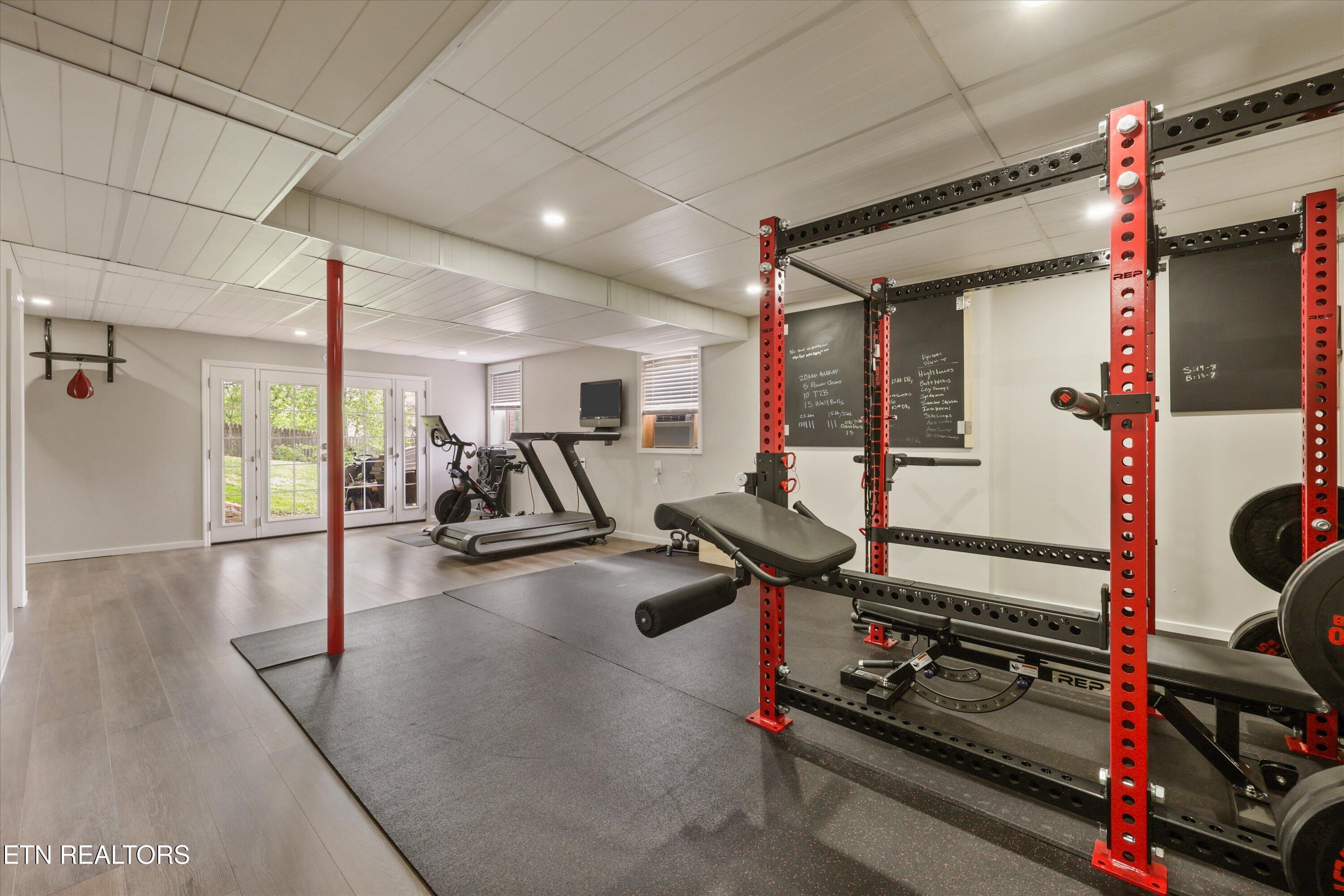 11901 Butternut Lane