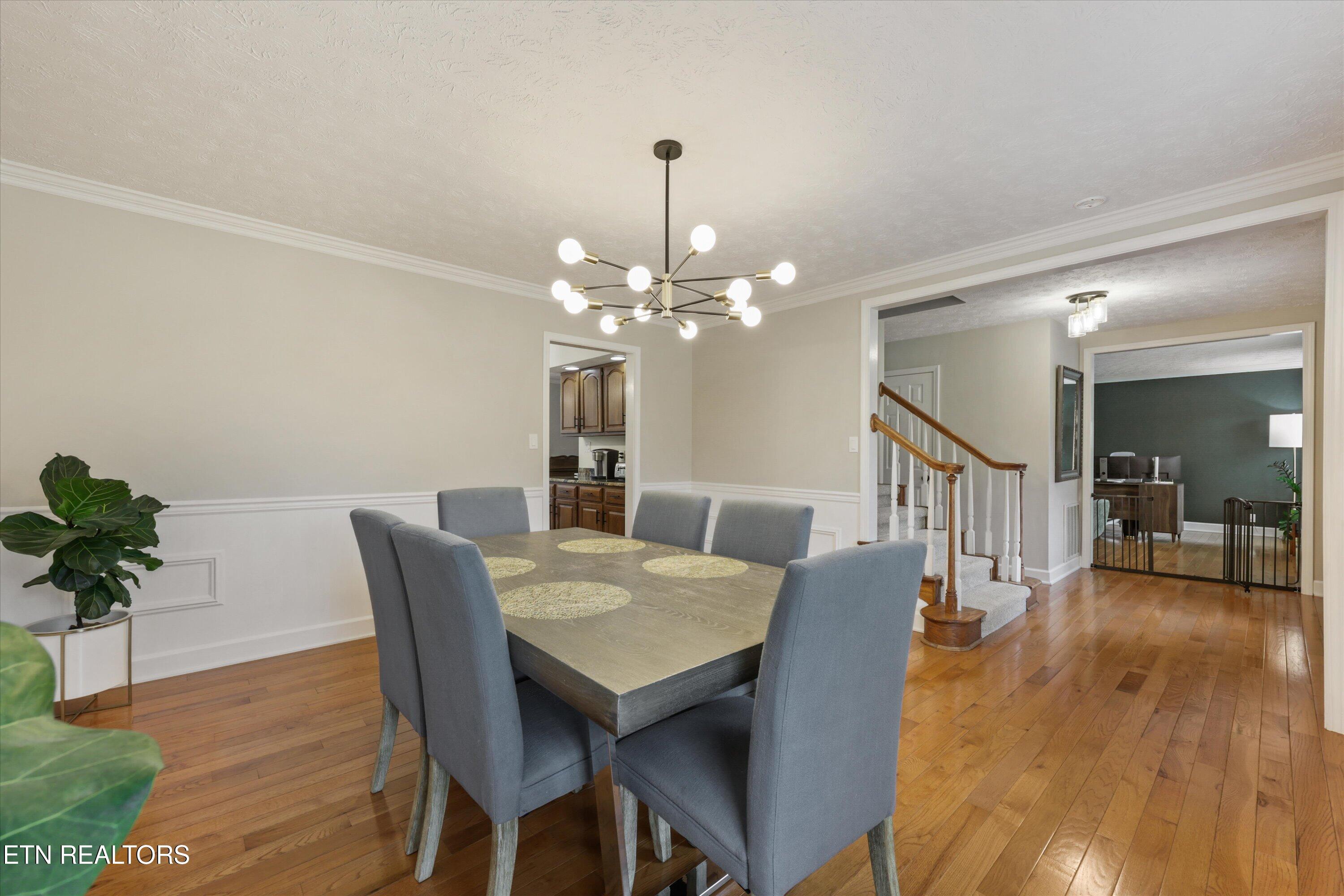 11901 Butternut Lane