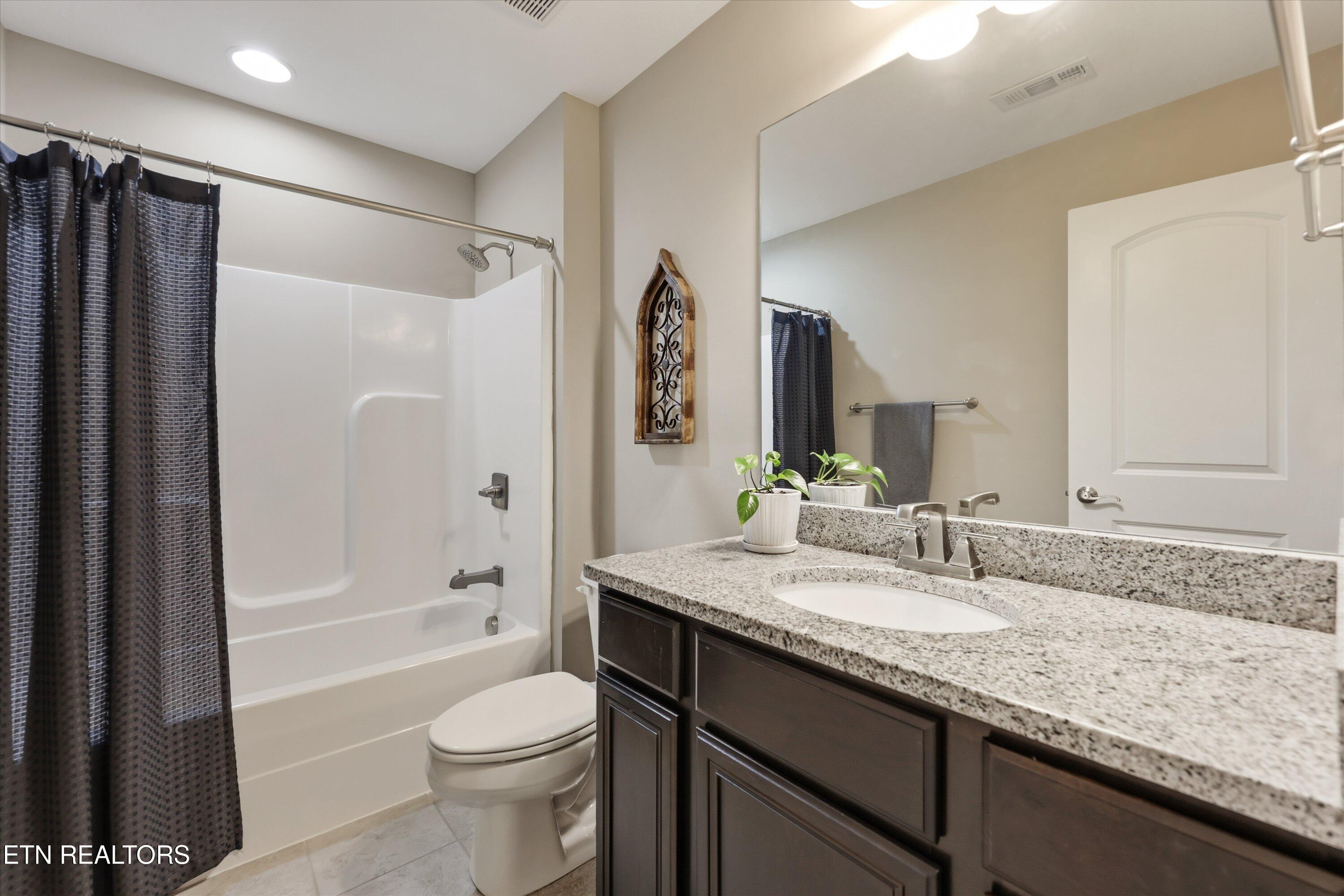 12732 Sailpointe Lane