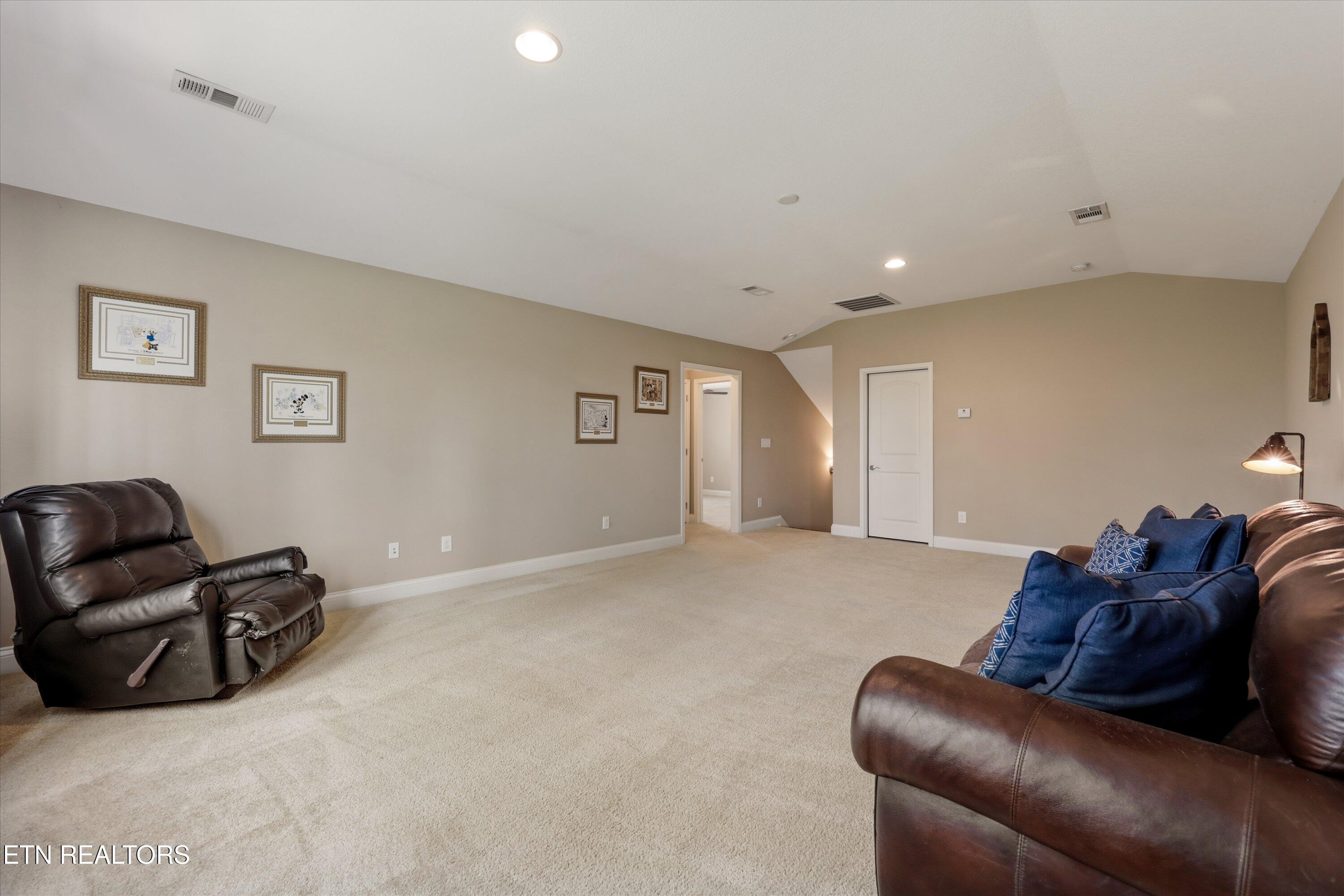 12732 Sailpointe Lane