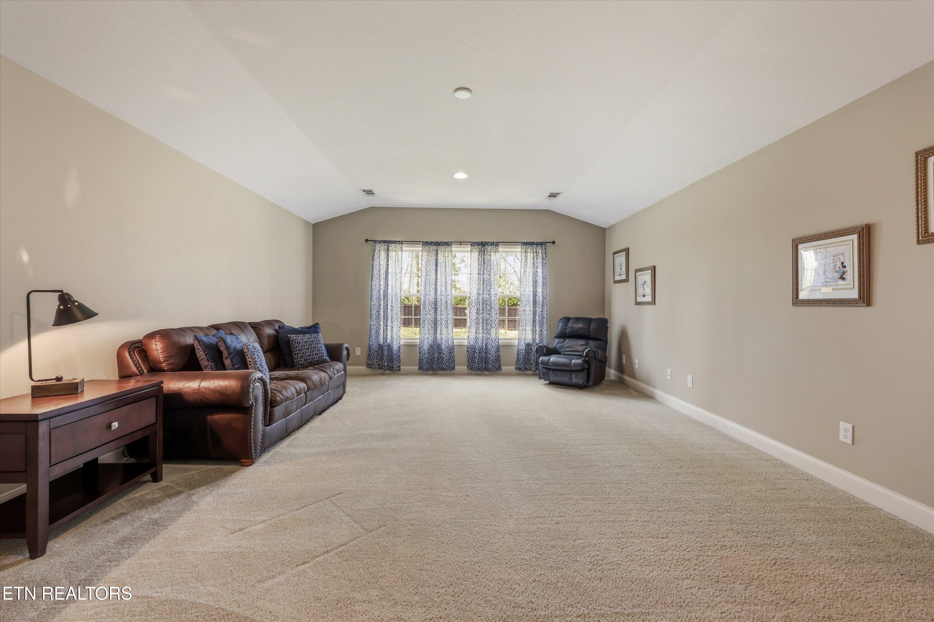 12732 Sailpointe Lane