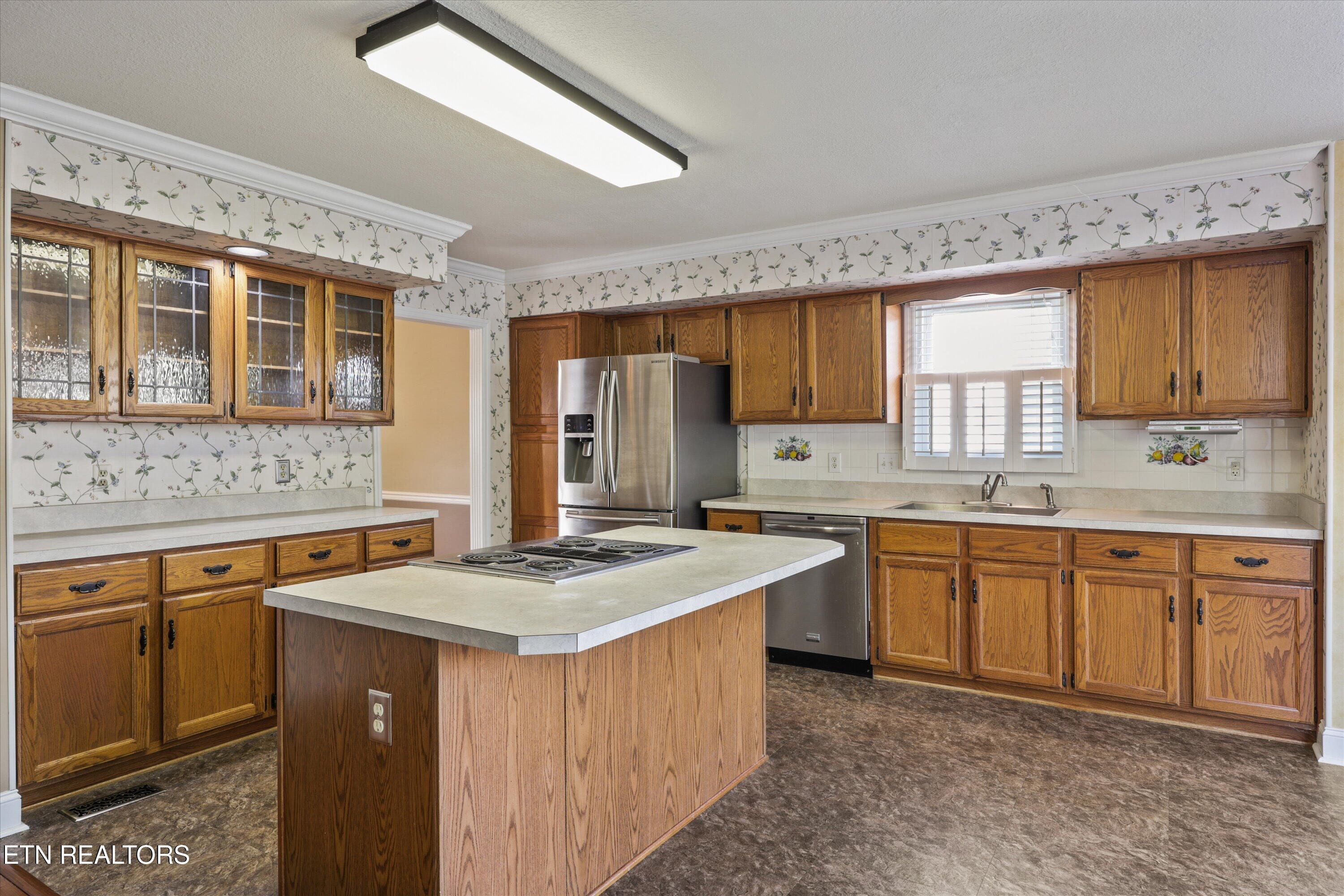 7601 Holcombridge Blvd