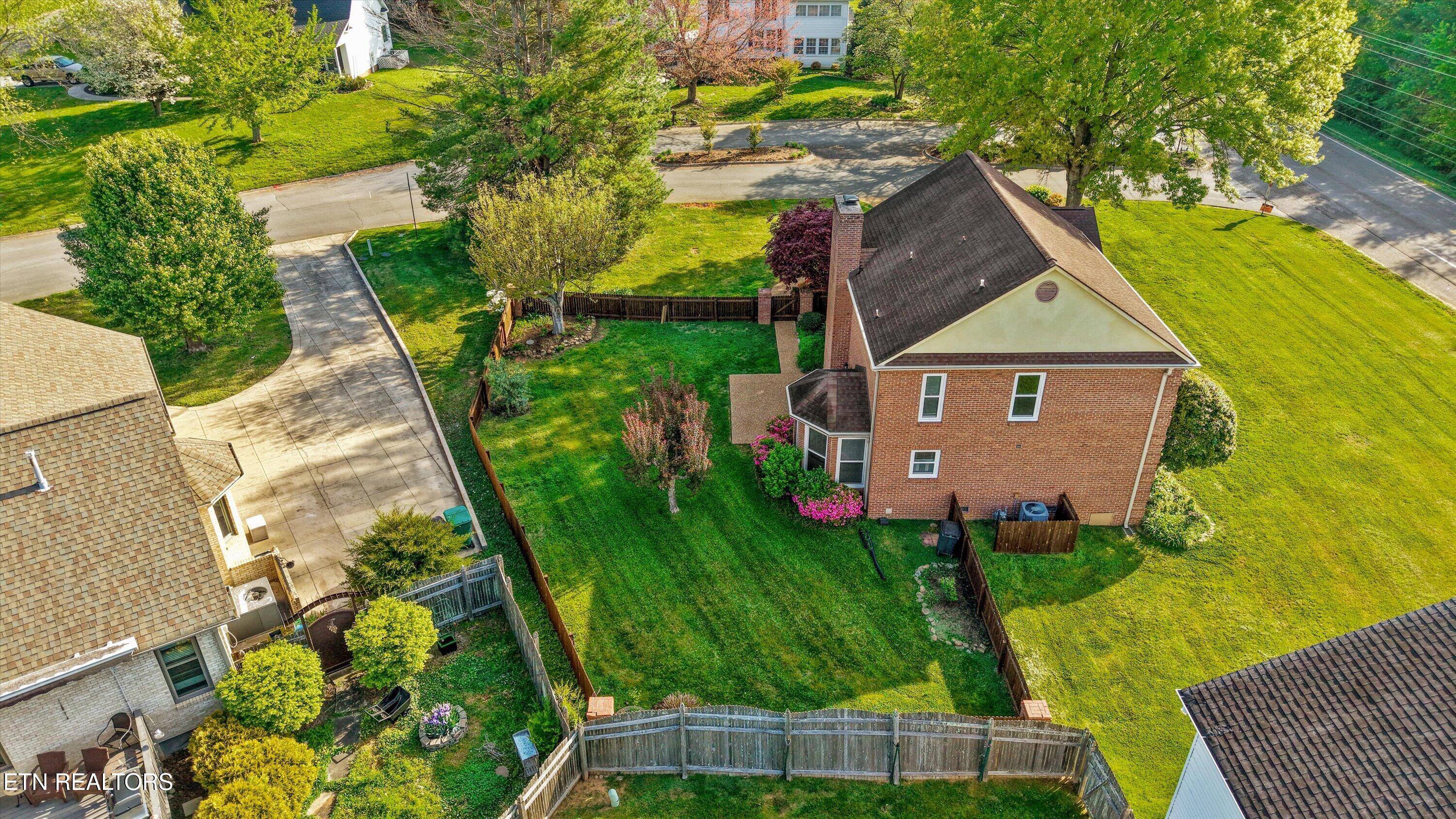 7601 Holcombridge Blvd