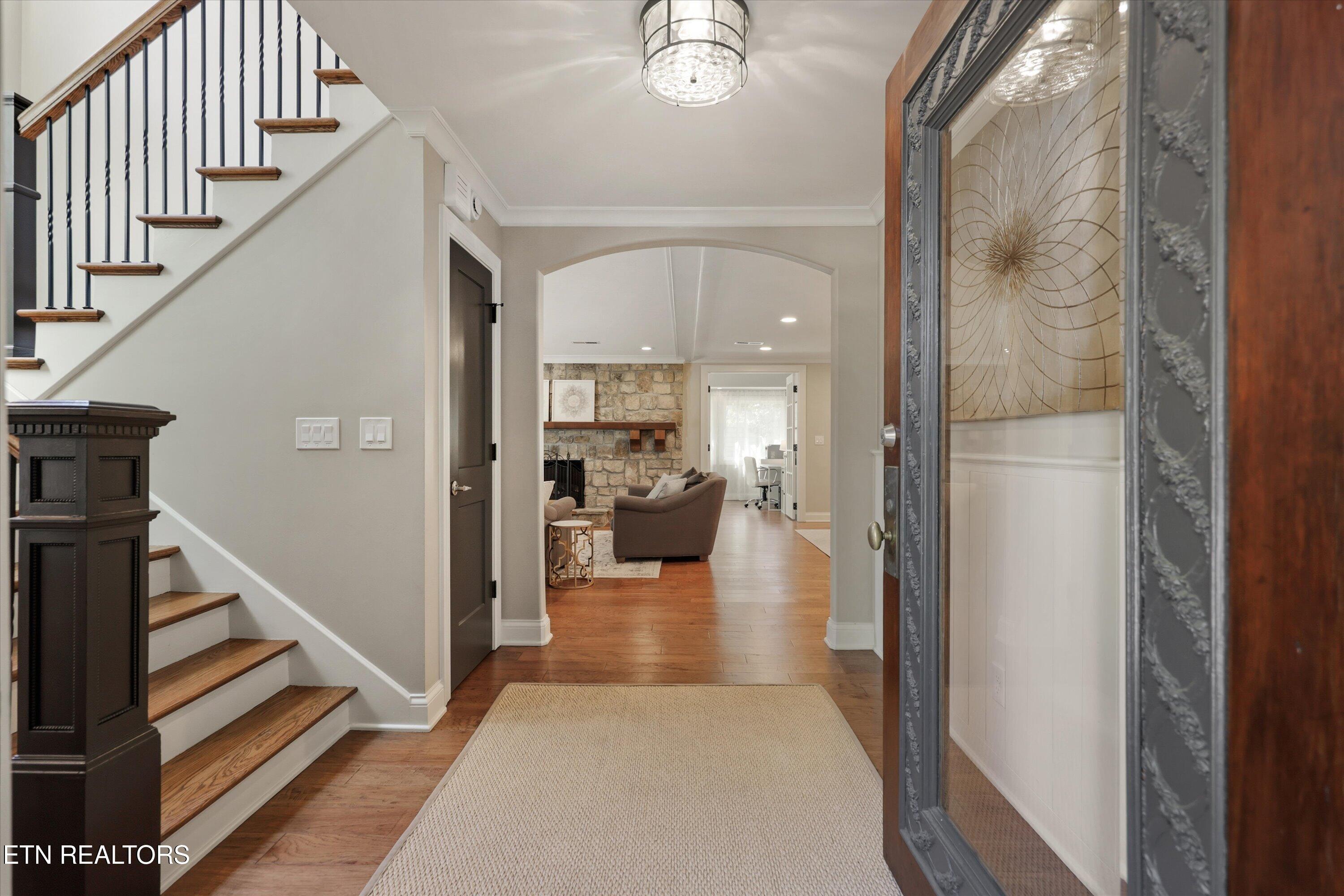 501 Crippled Mule Point