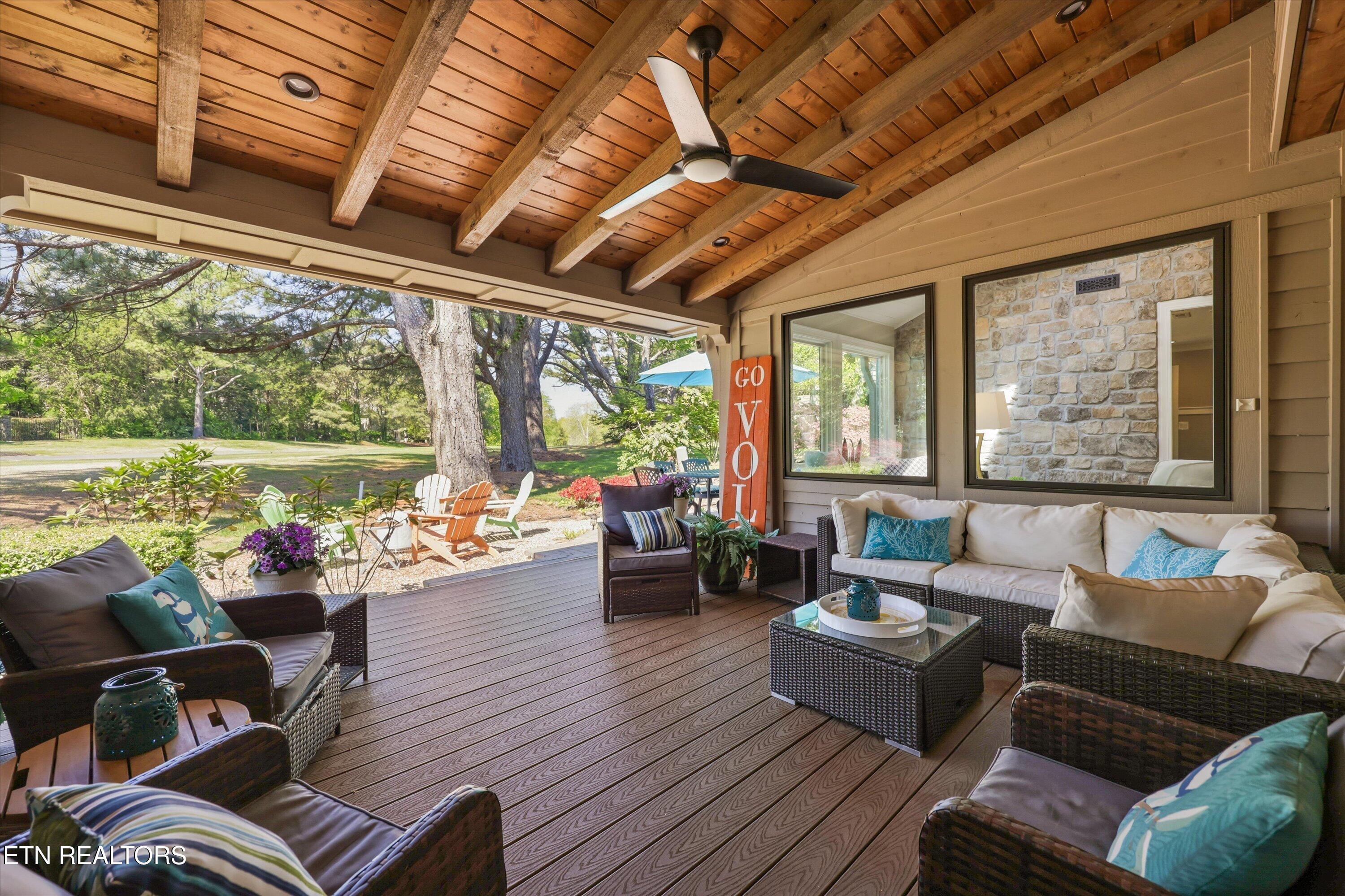 501 Crippled Mule Point