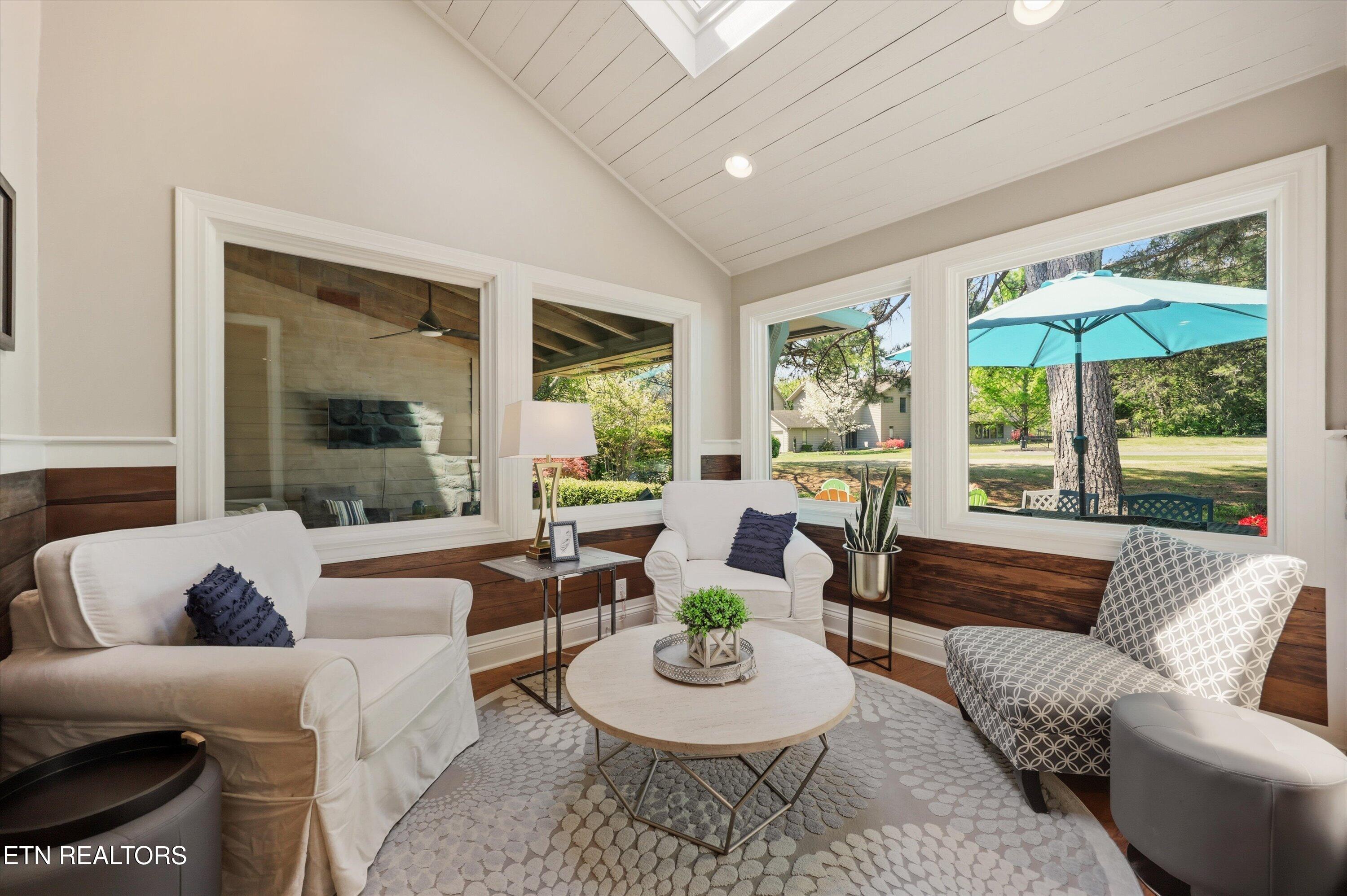 501 Crippled Mule Point