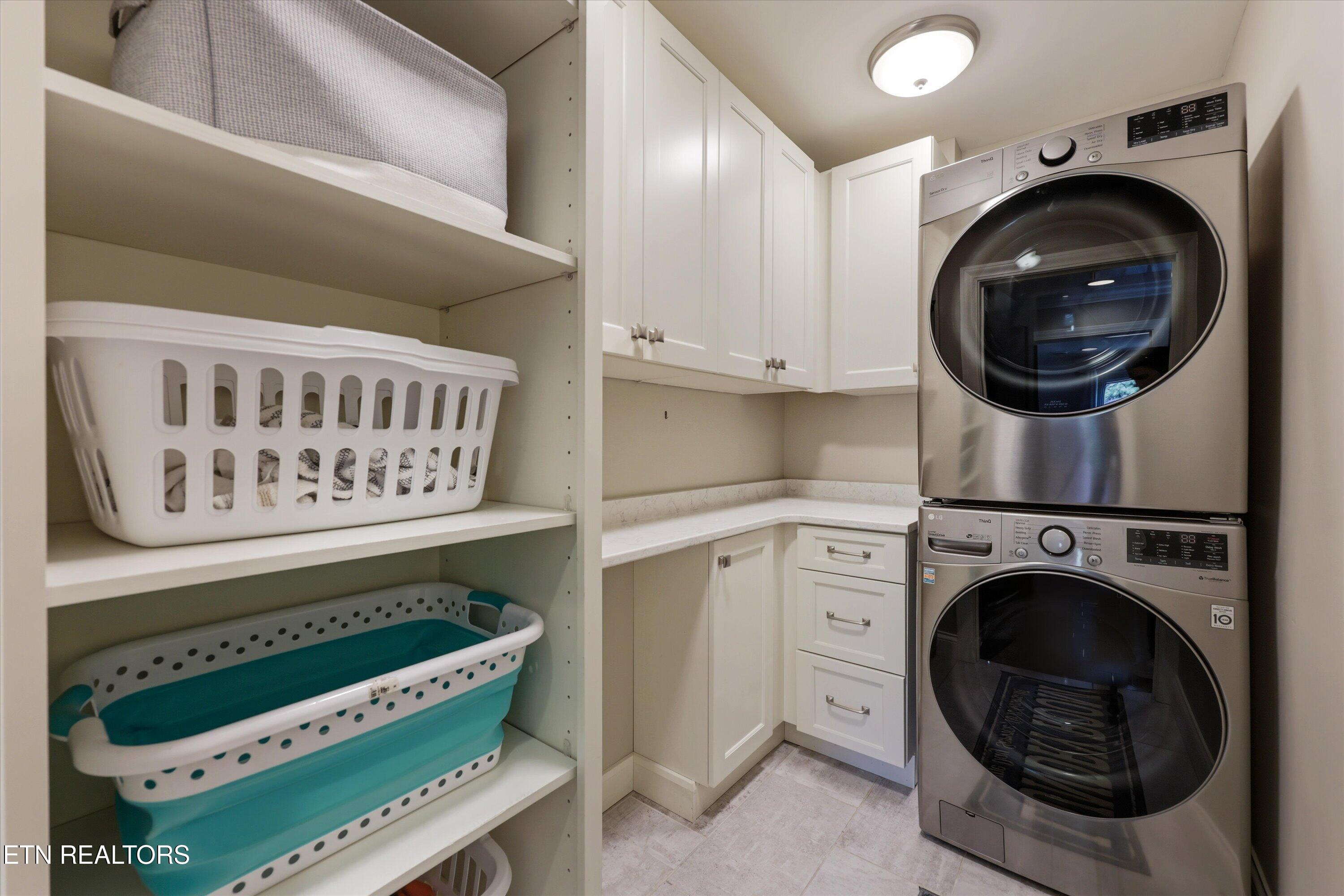 501 Crippled Mule Point