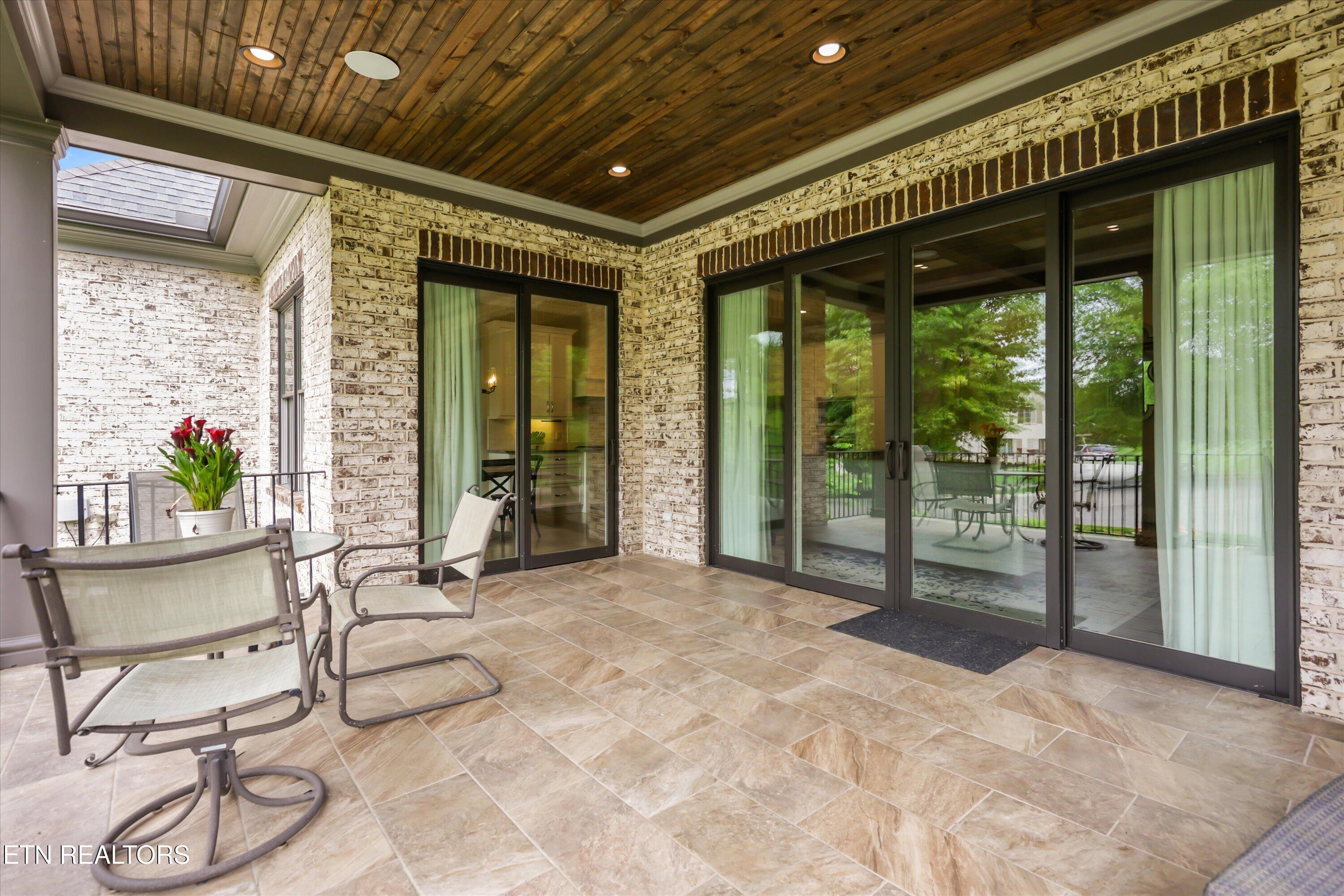 501 Lone Willow Drive