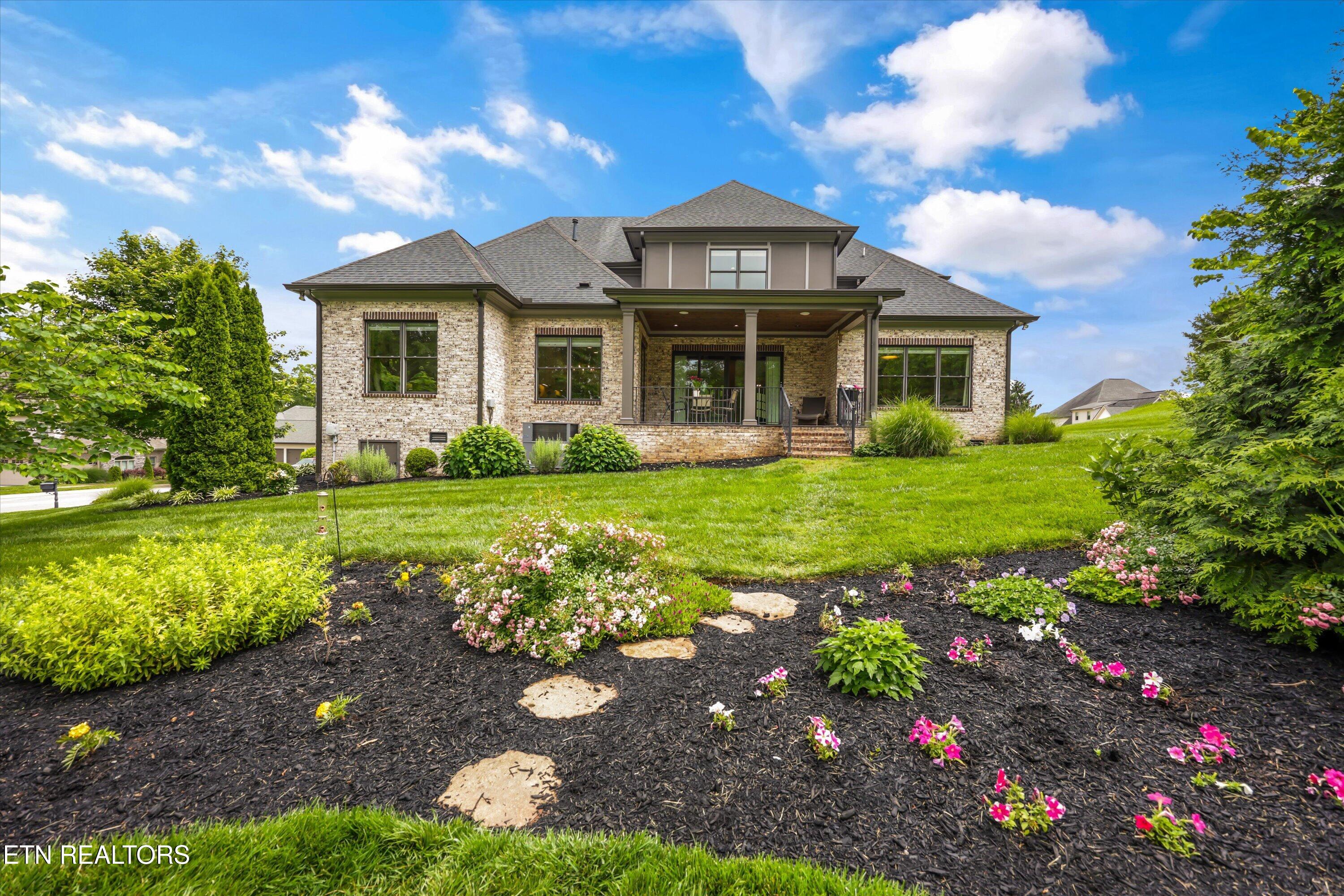 501 Lone Willow Drive