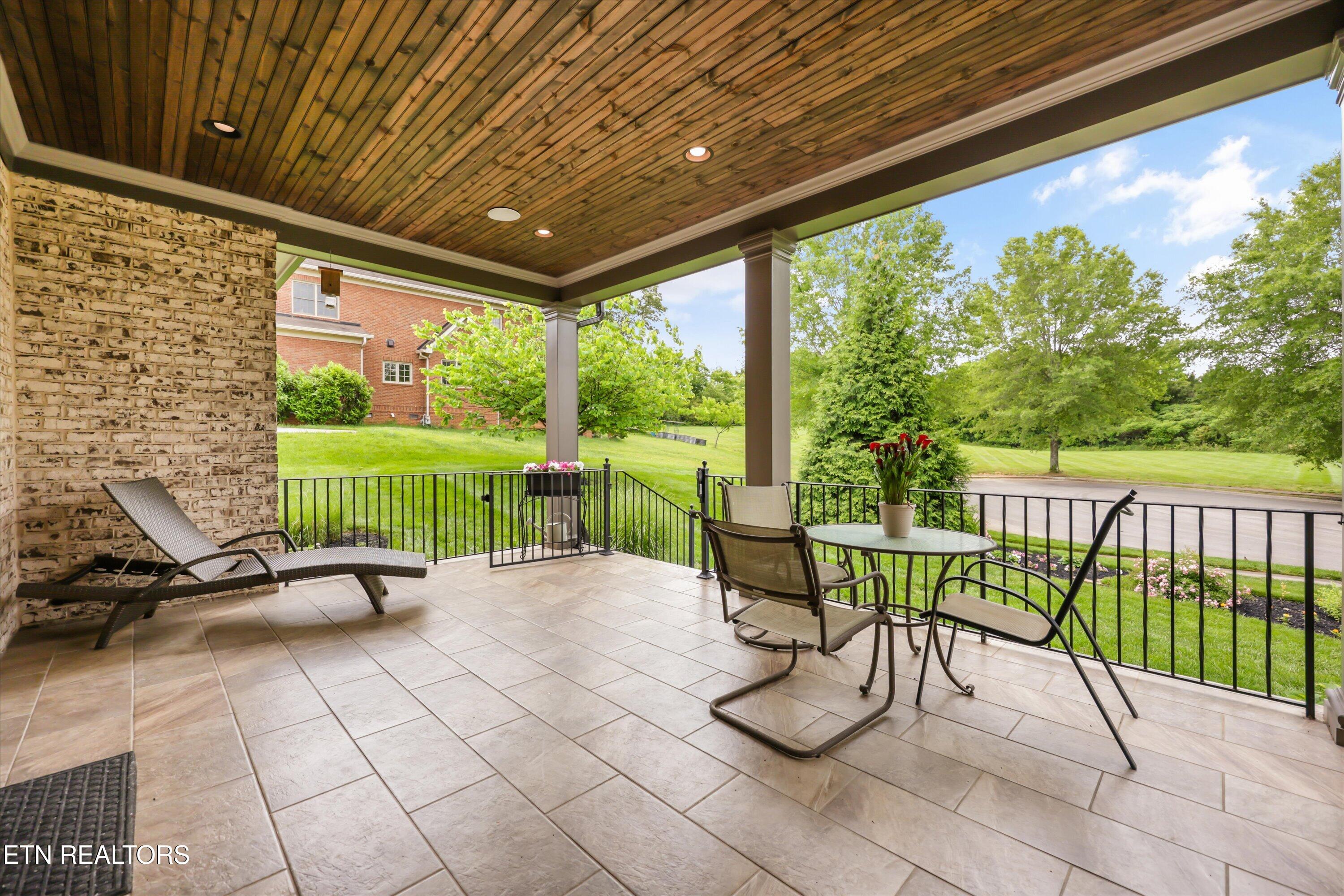 501 Lone Willow Drive