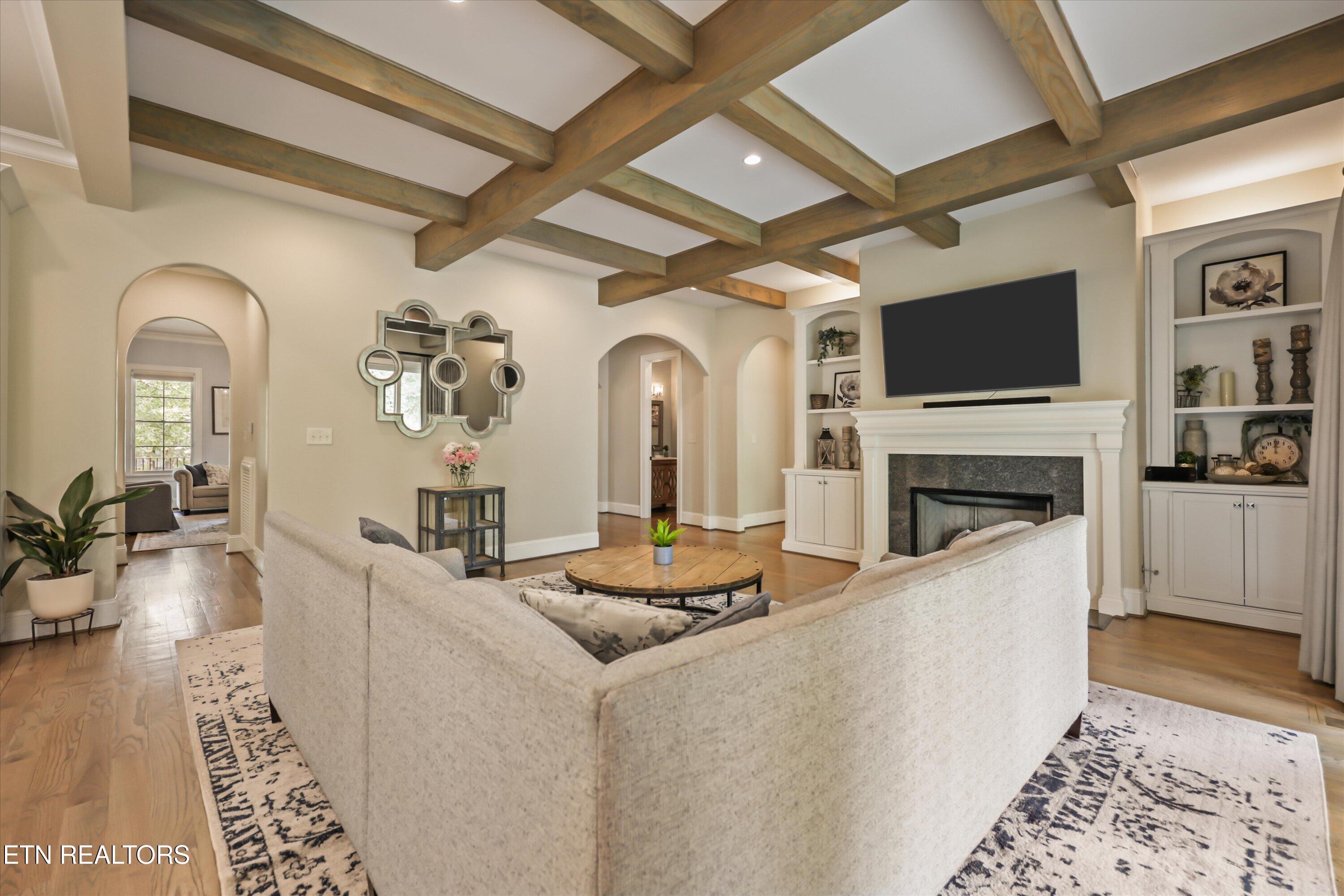 501 Lone Willow Drive