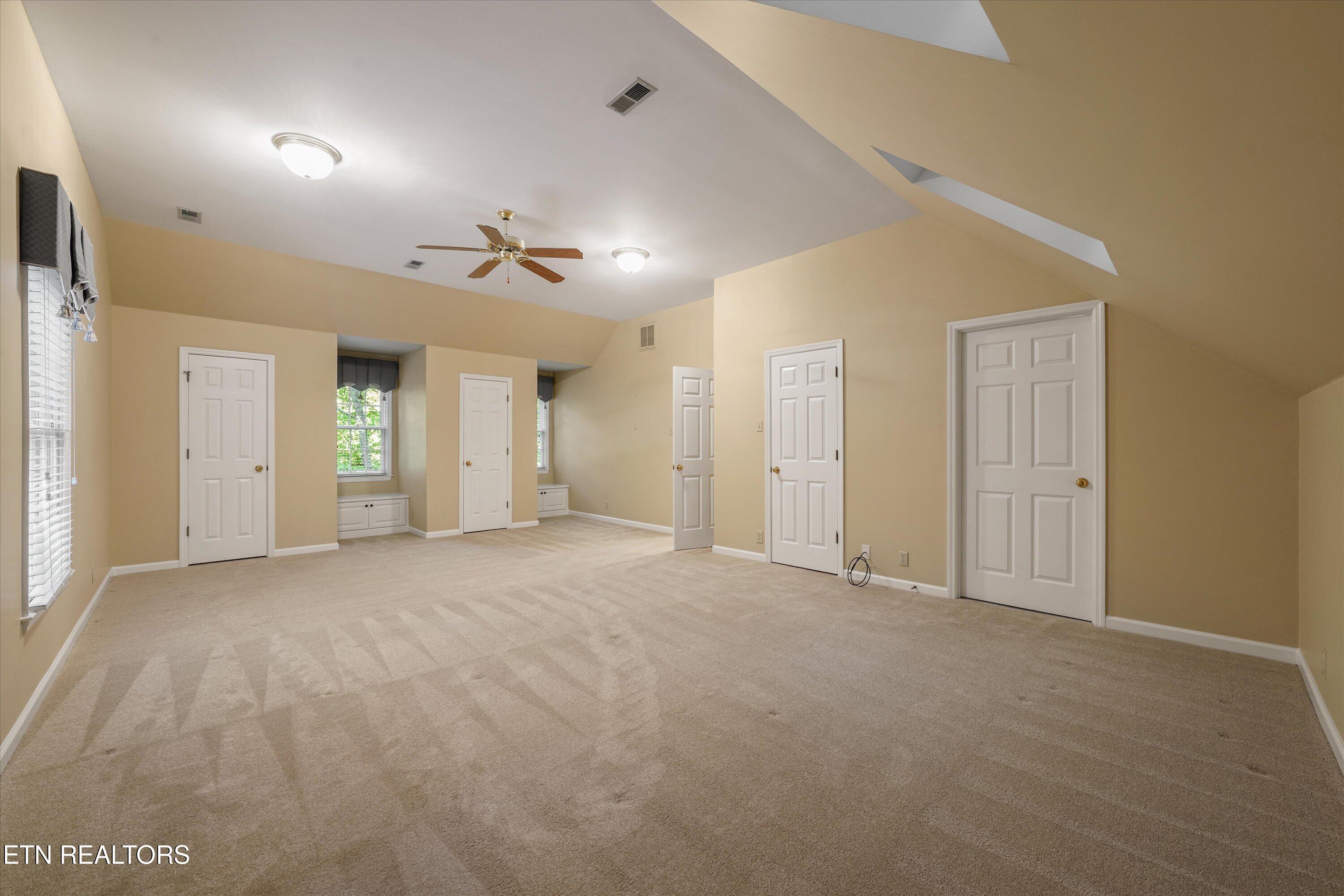 704 El Monte Circle