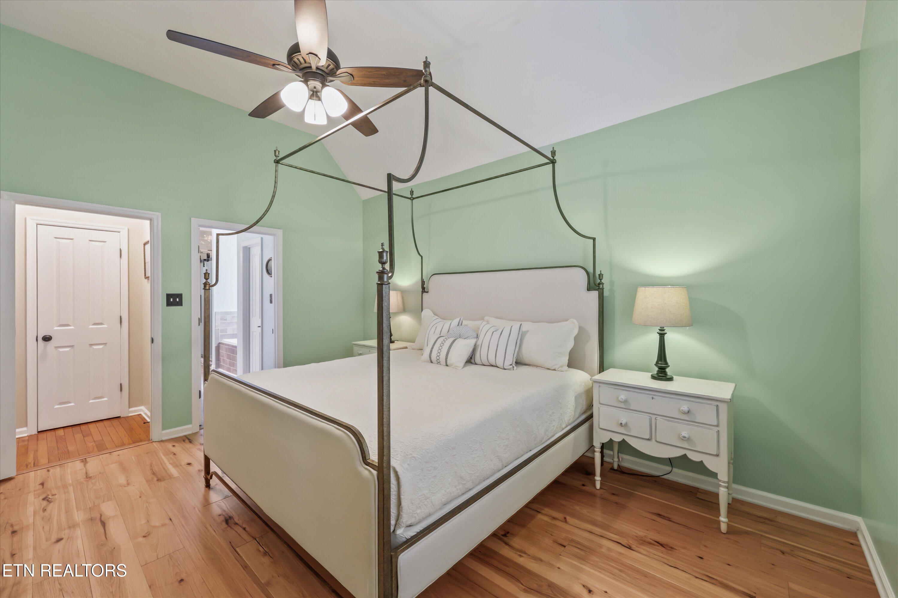 2369 Conners Creek