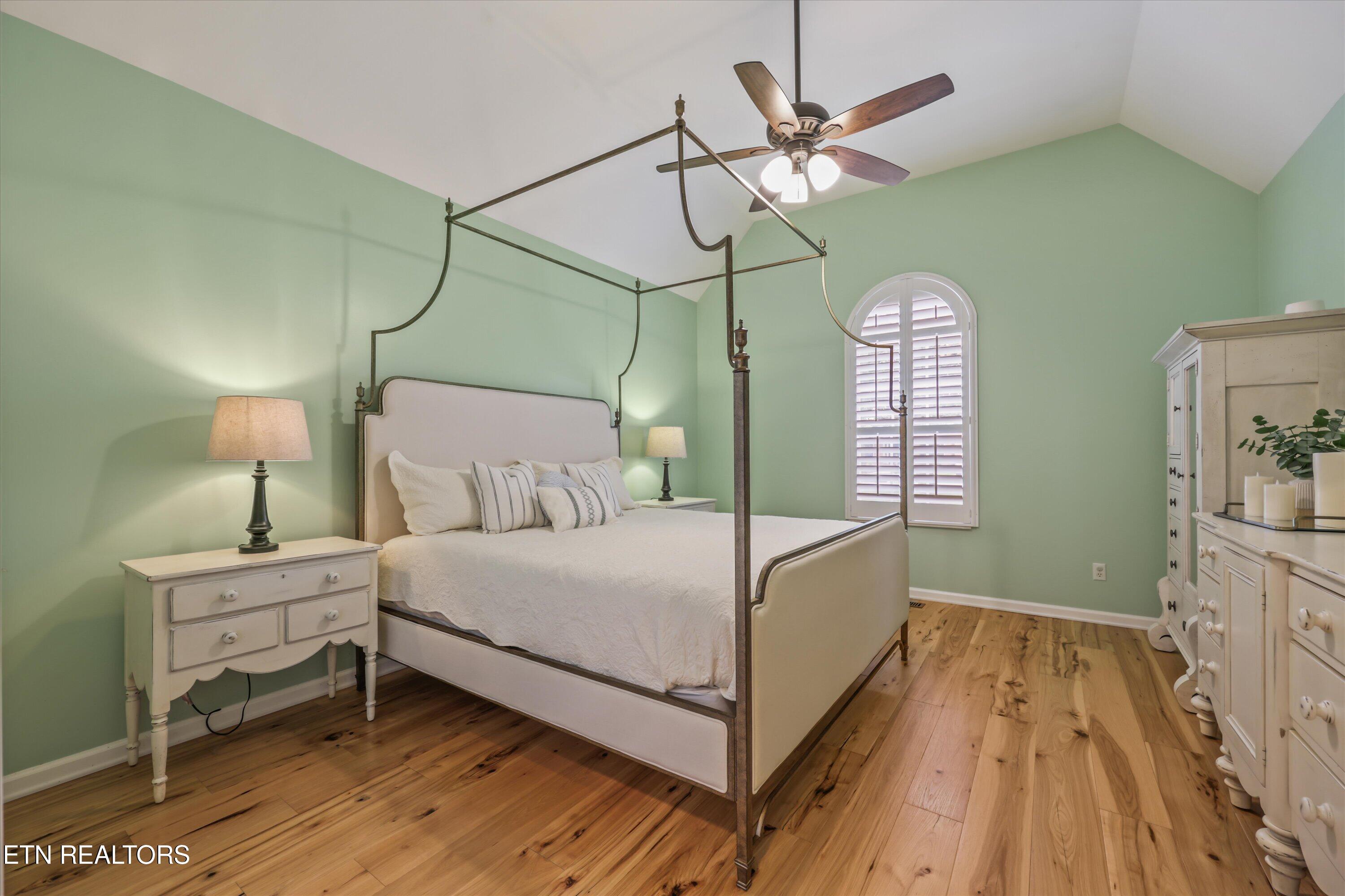 2369 Conners Creek