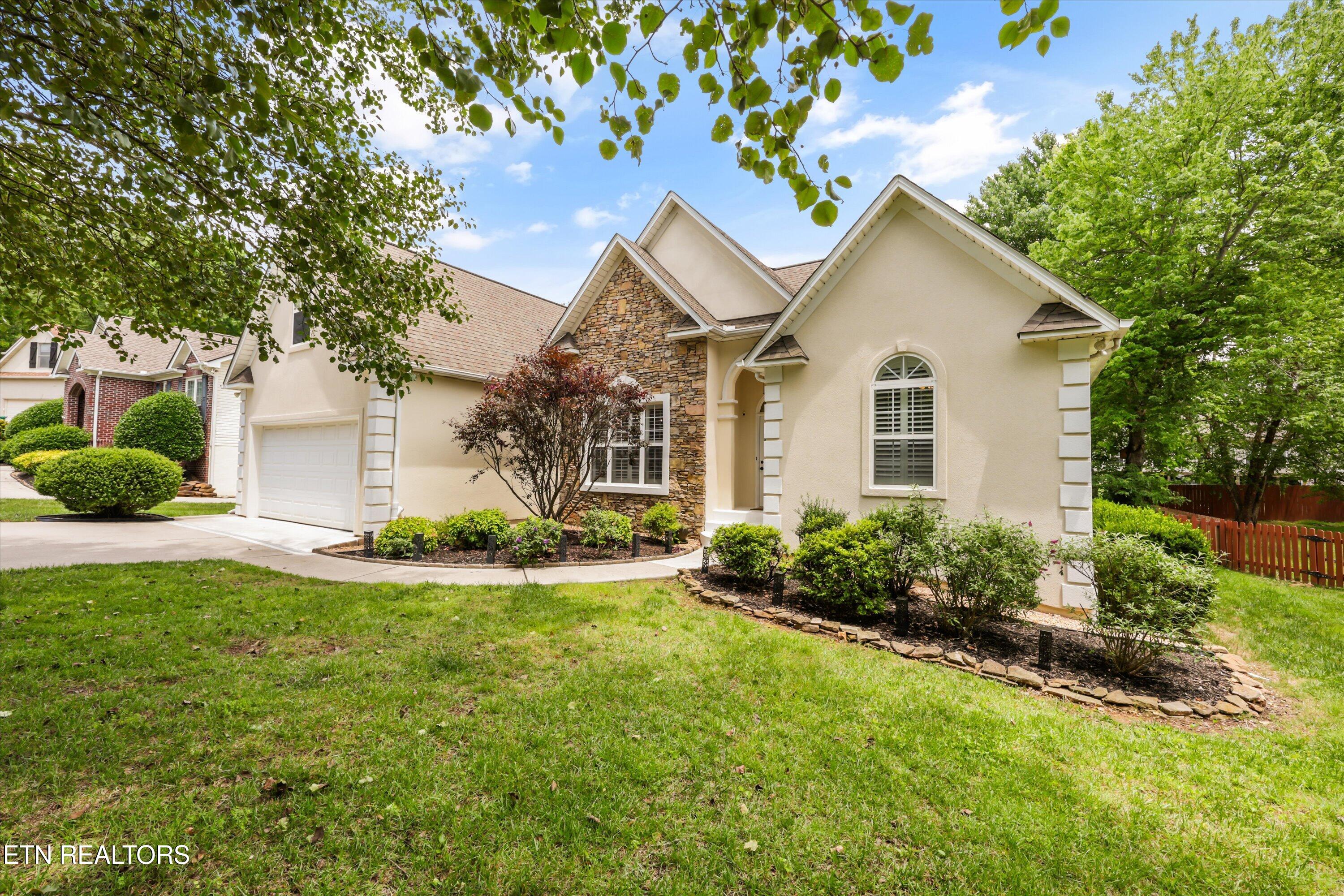 2369 Conners Creek