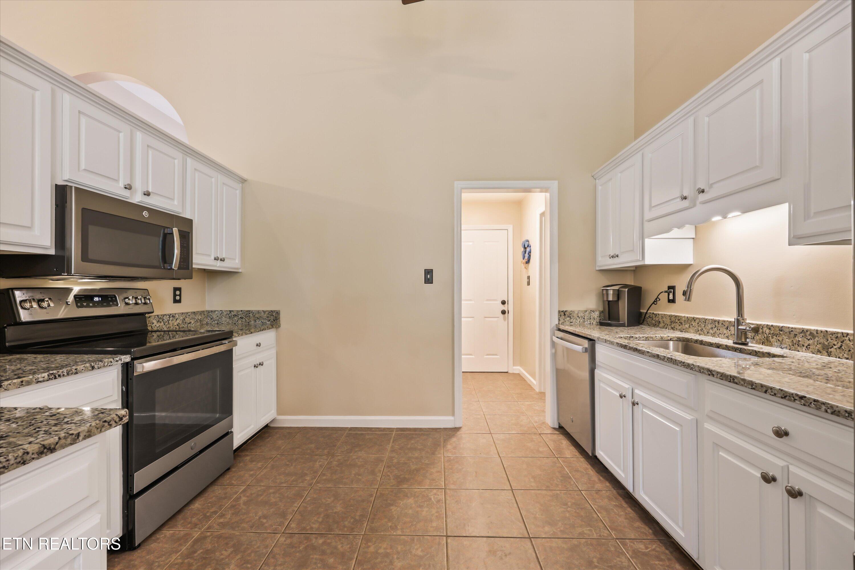 2369 Conners Creek