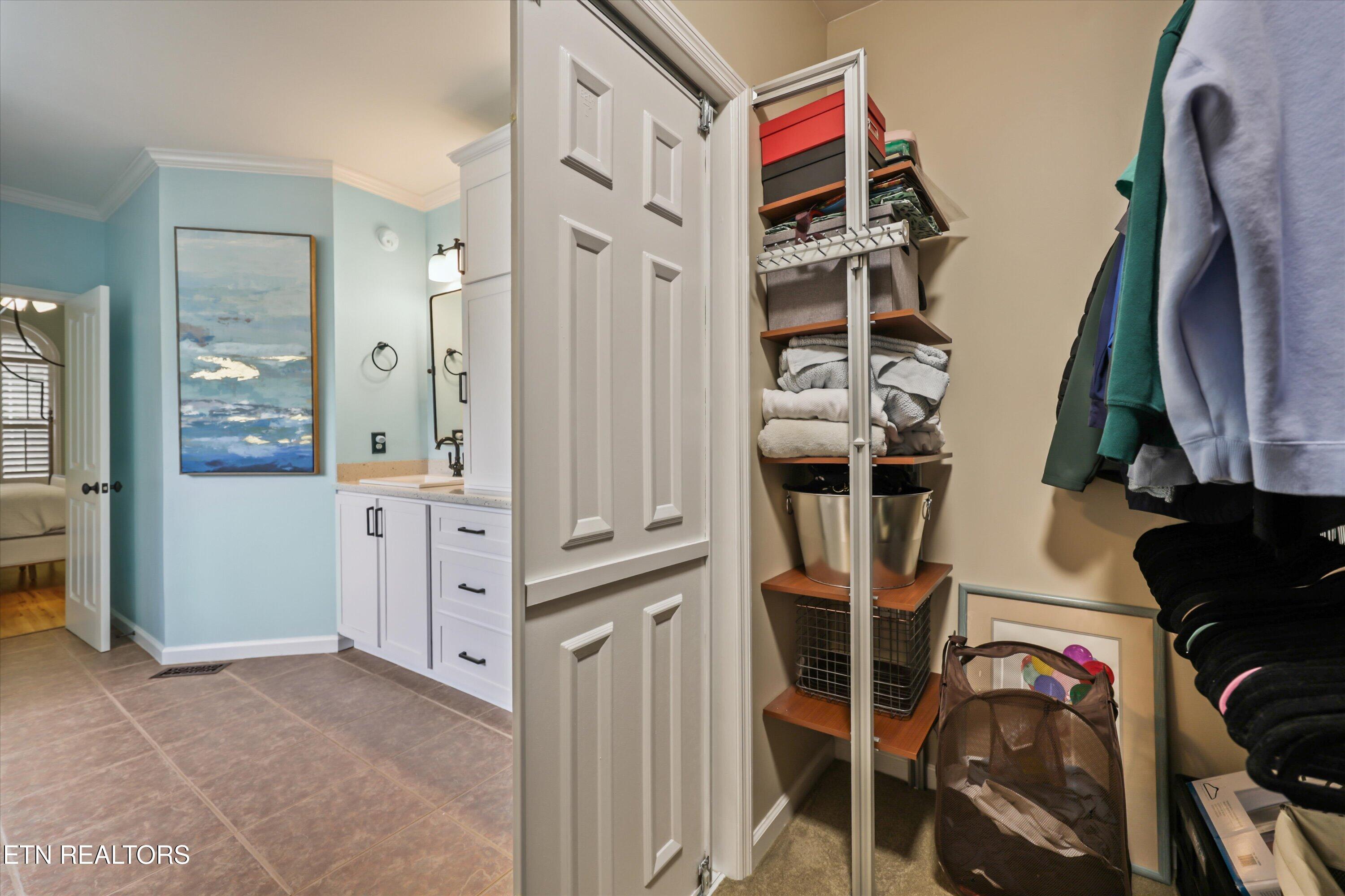 2369 Conners Creek
