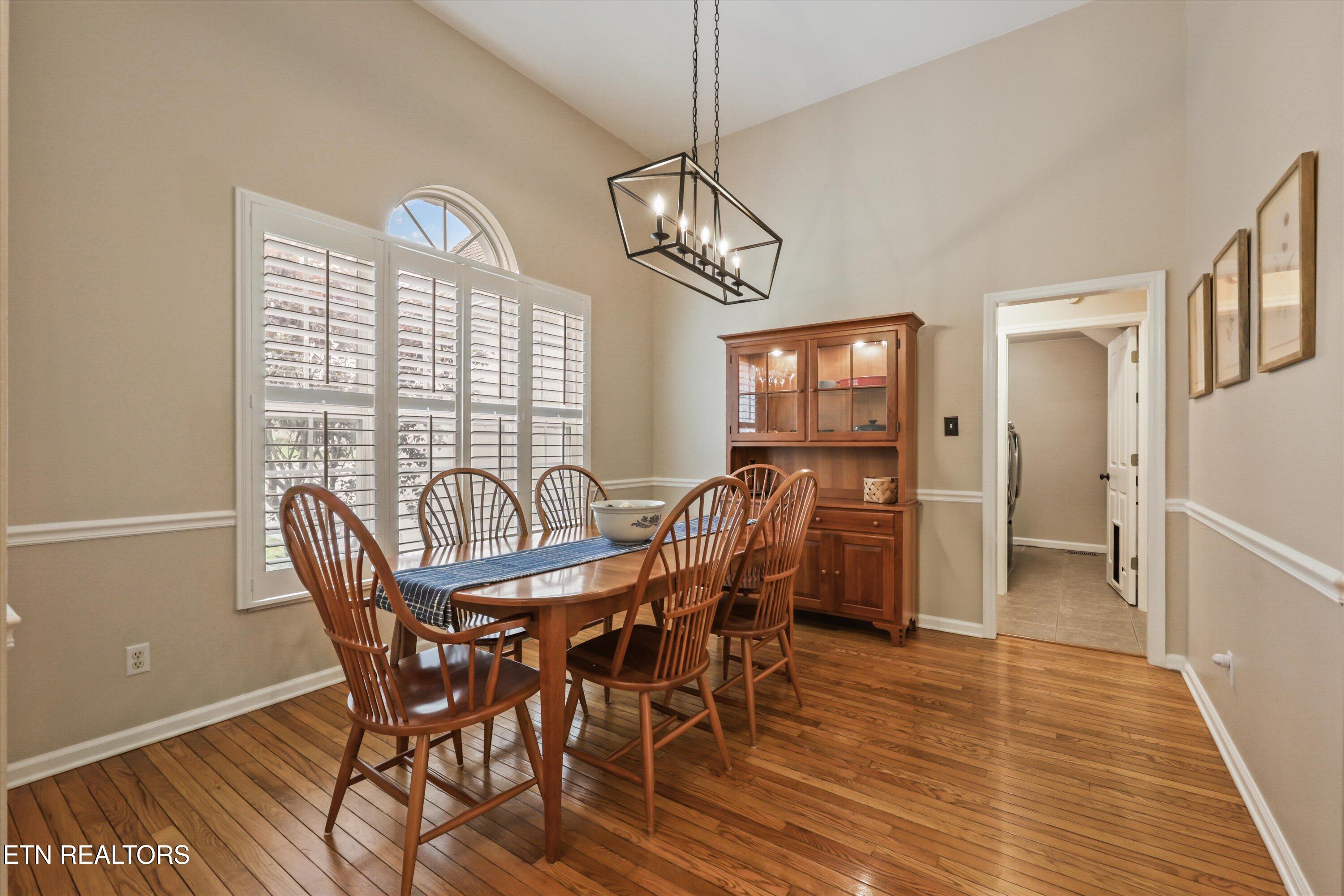 2369 Conners Creek