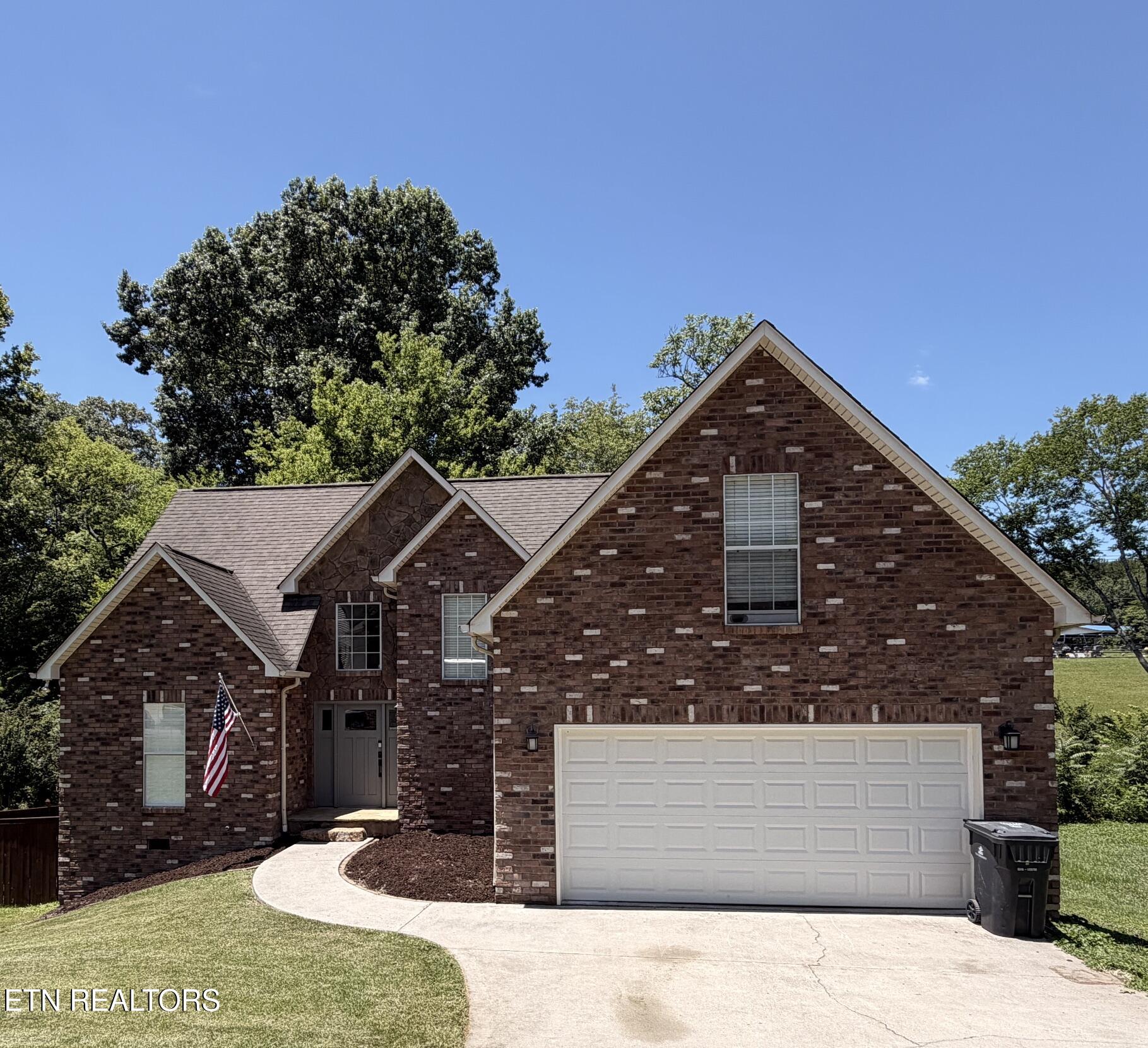 2145 Willow Creek Lane