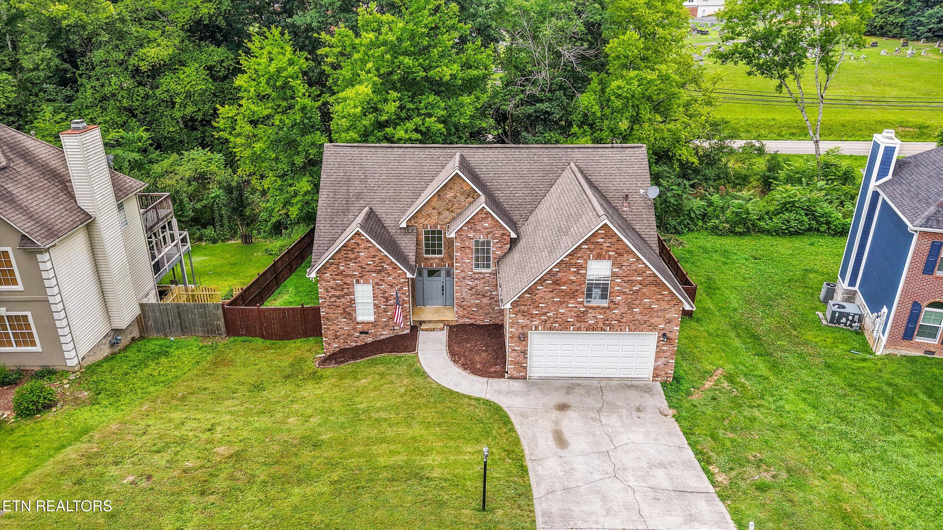 2145 Willow Creek Lane
