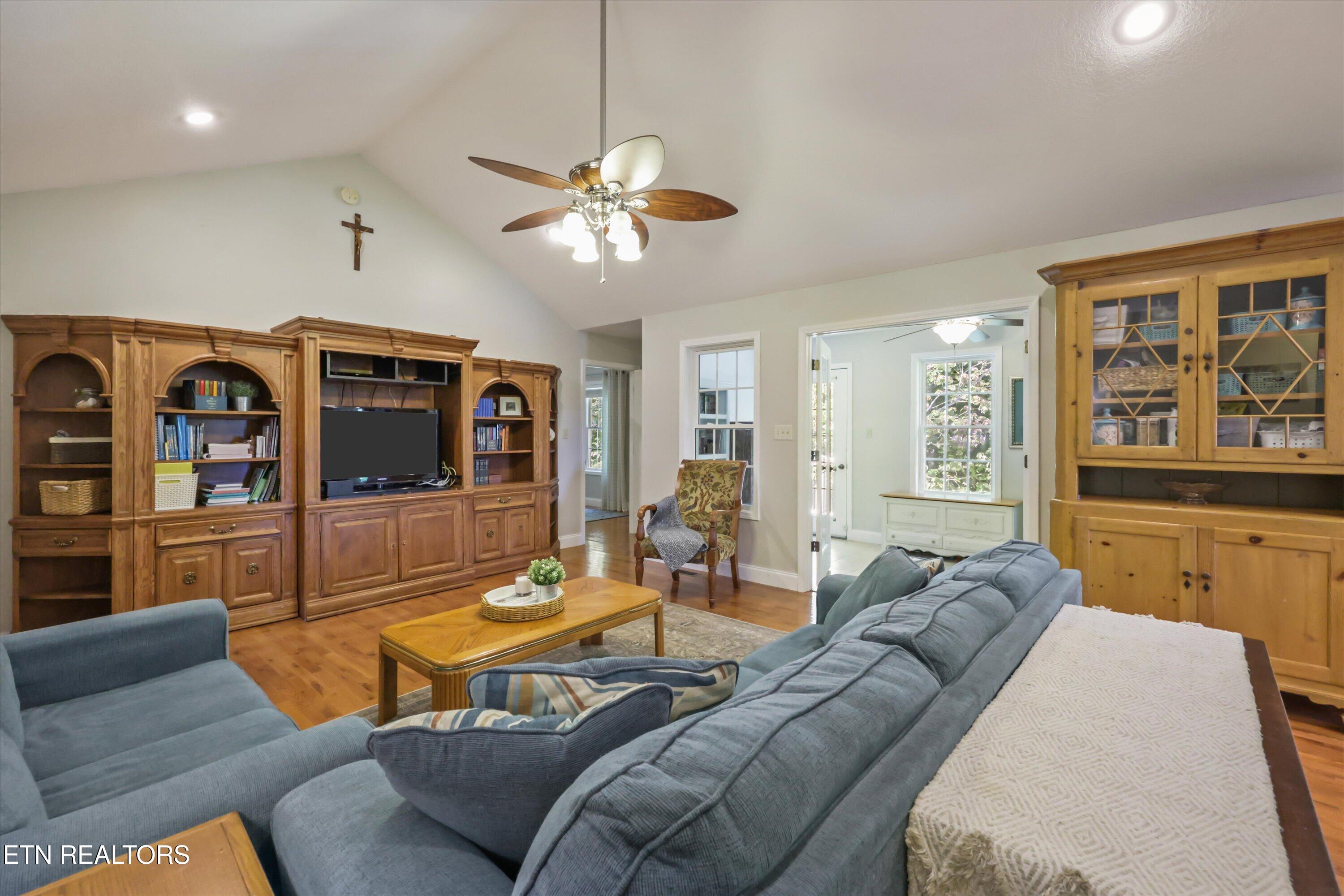 314 Homestead Court