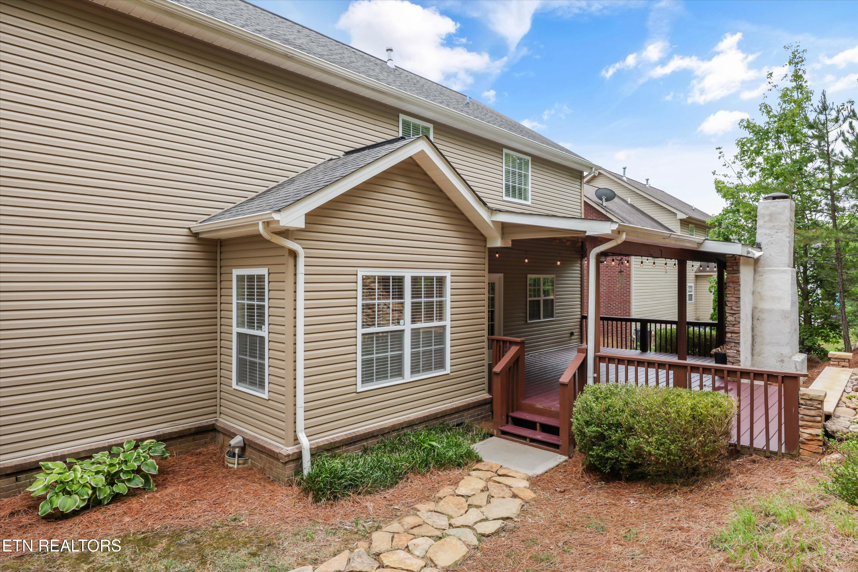 8407 Harbor Cove Drive