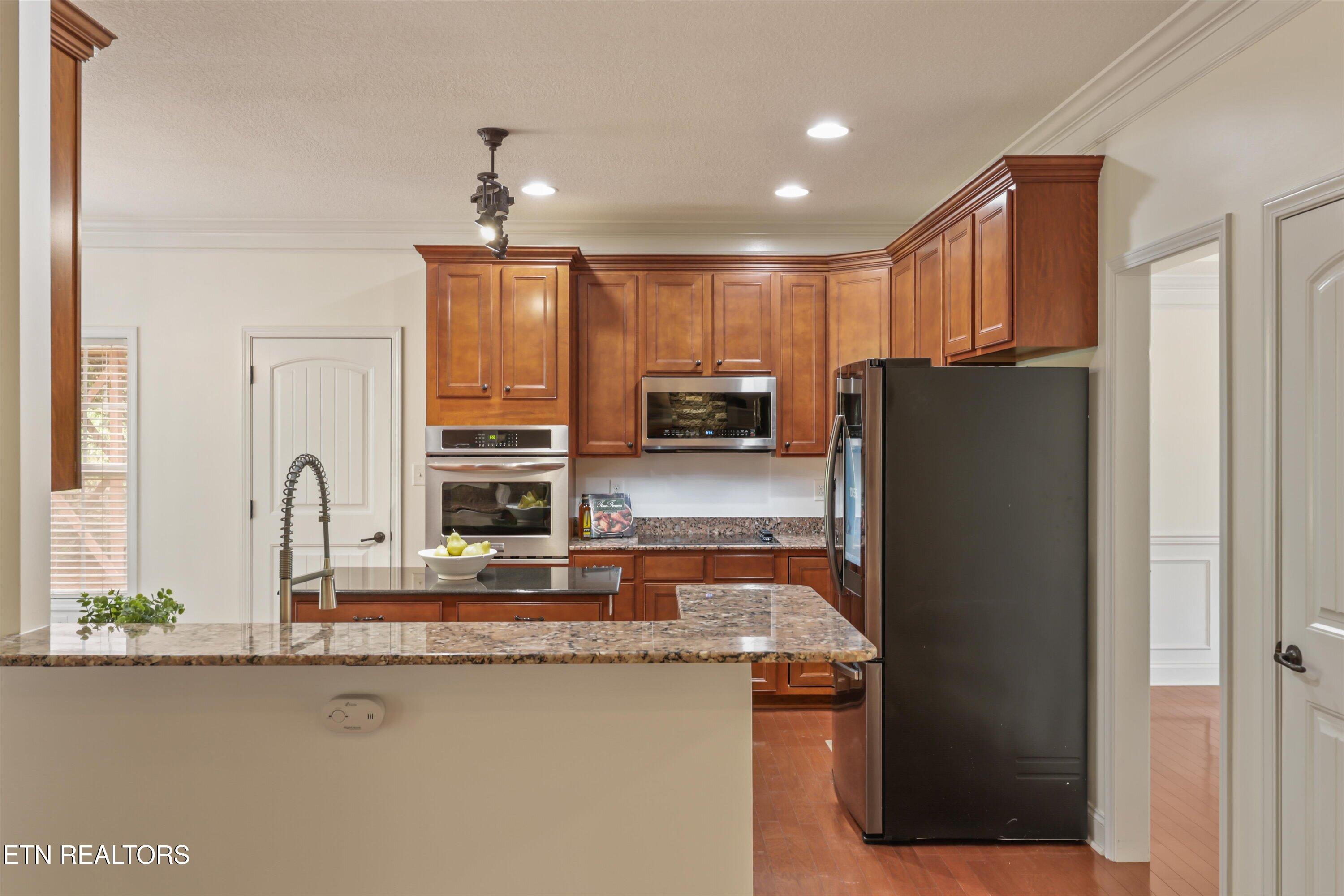 8407 Harbor Cove Drive