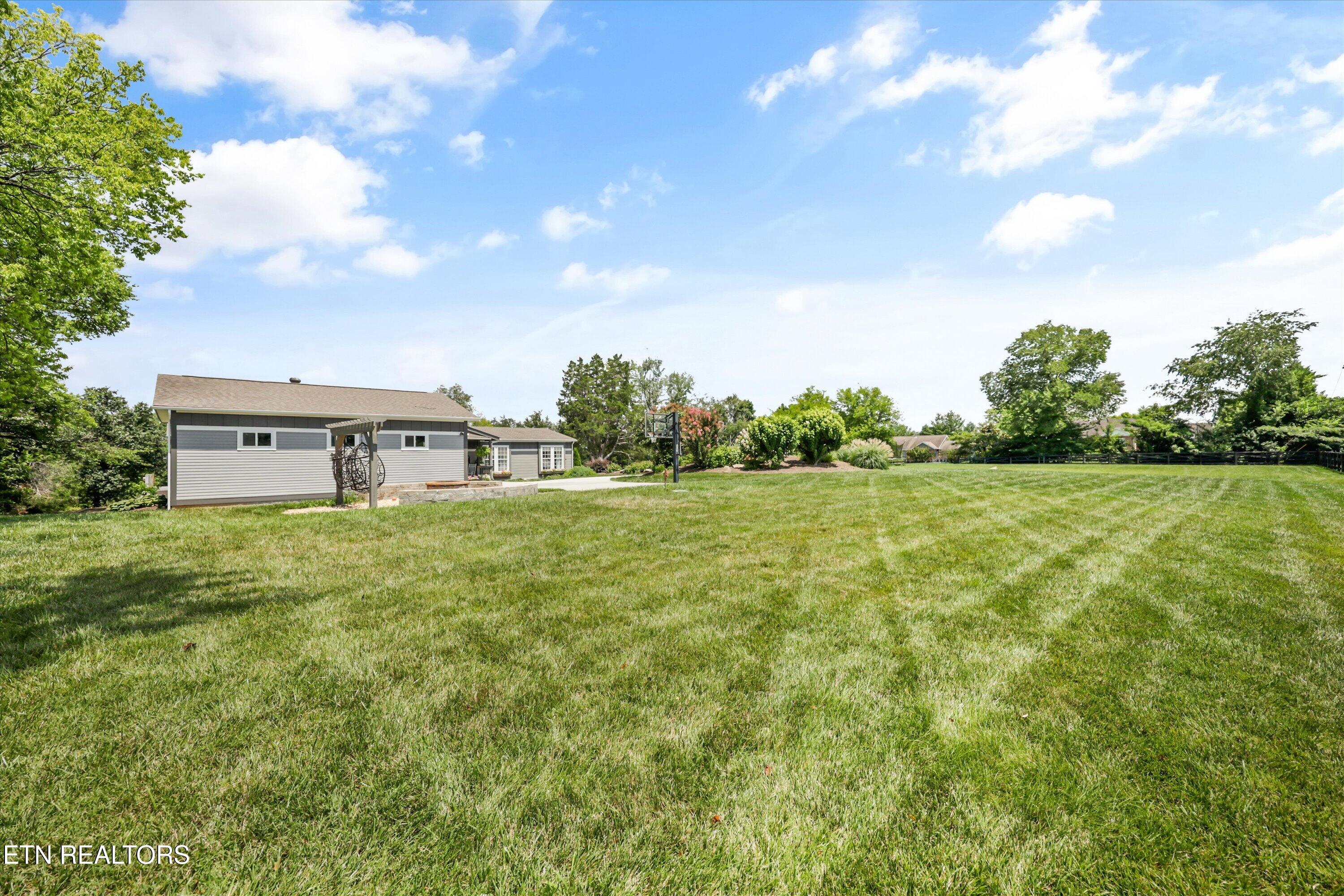 400 N Watt Rd