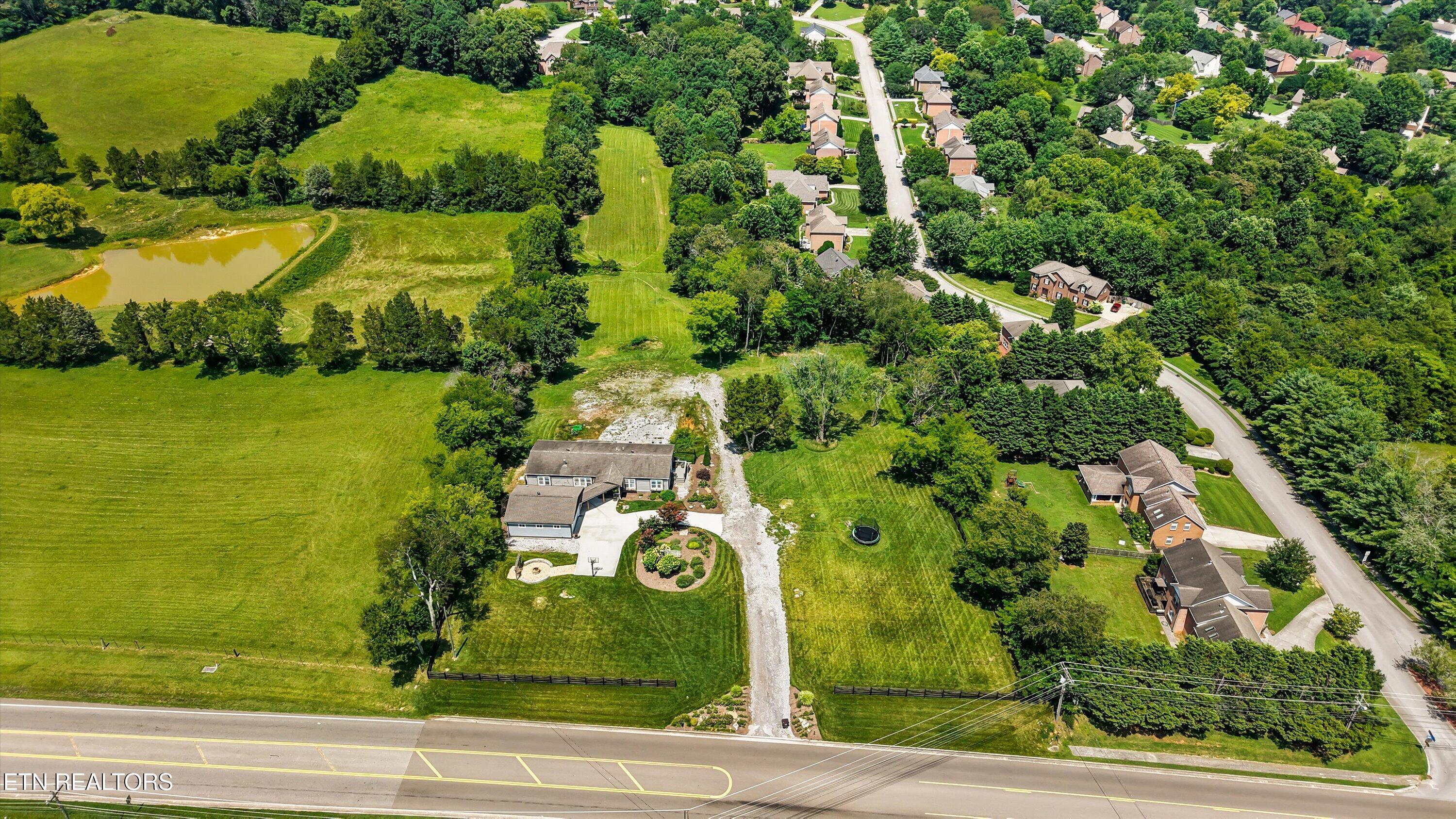 400 N Watt Rd