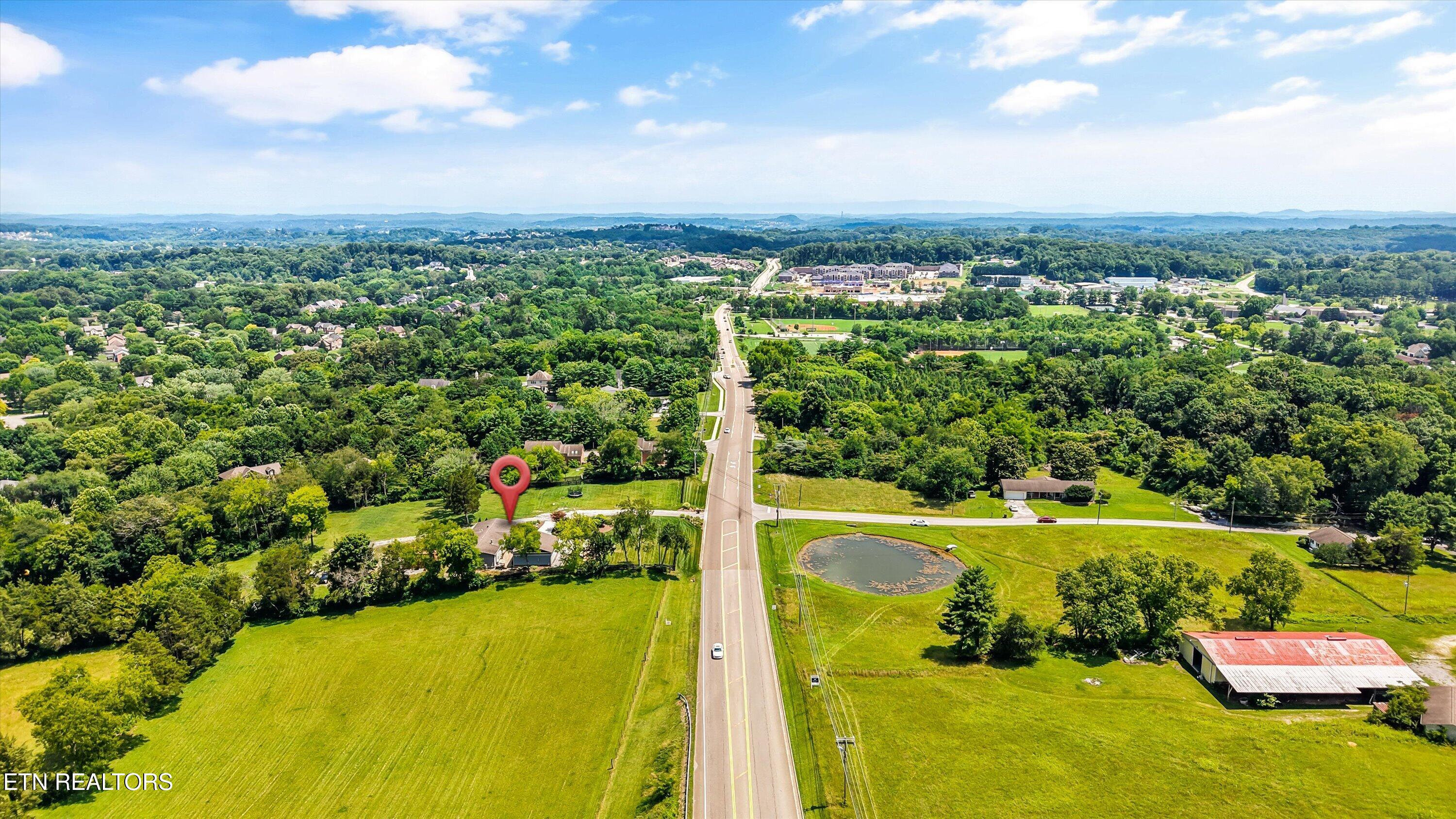 400 N Watt Rd