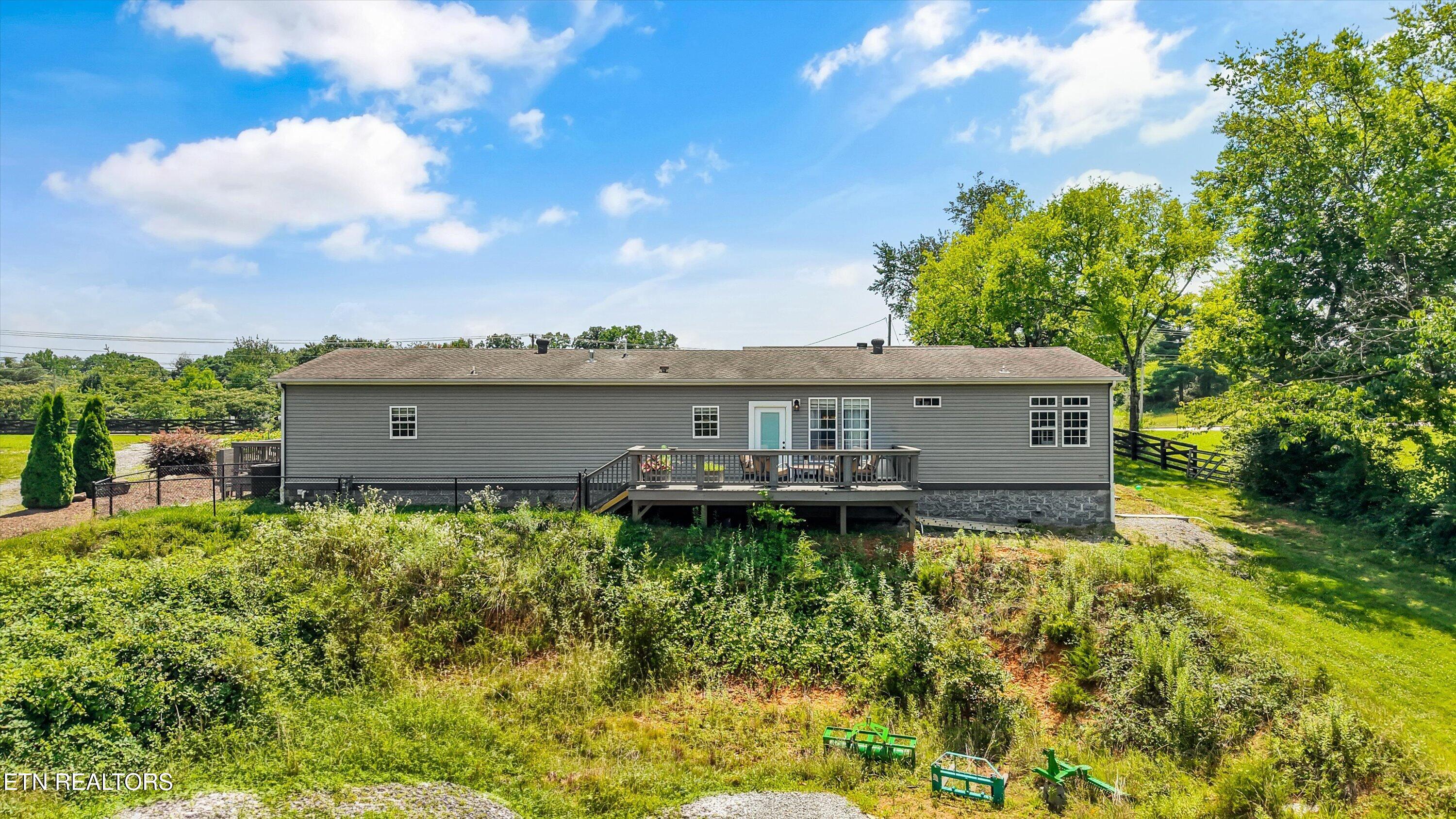 400 N Watt Rd