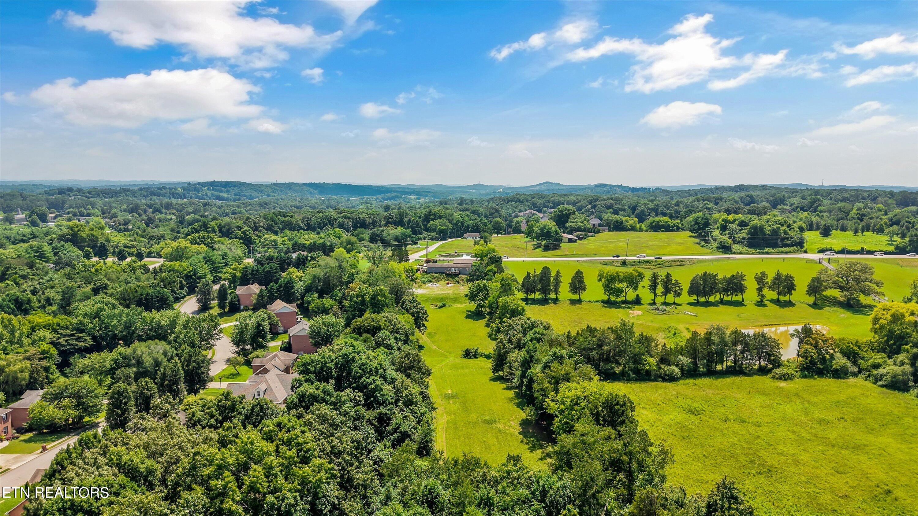 400 N Watt Rd