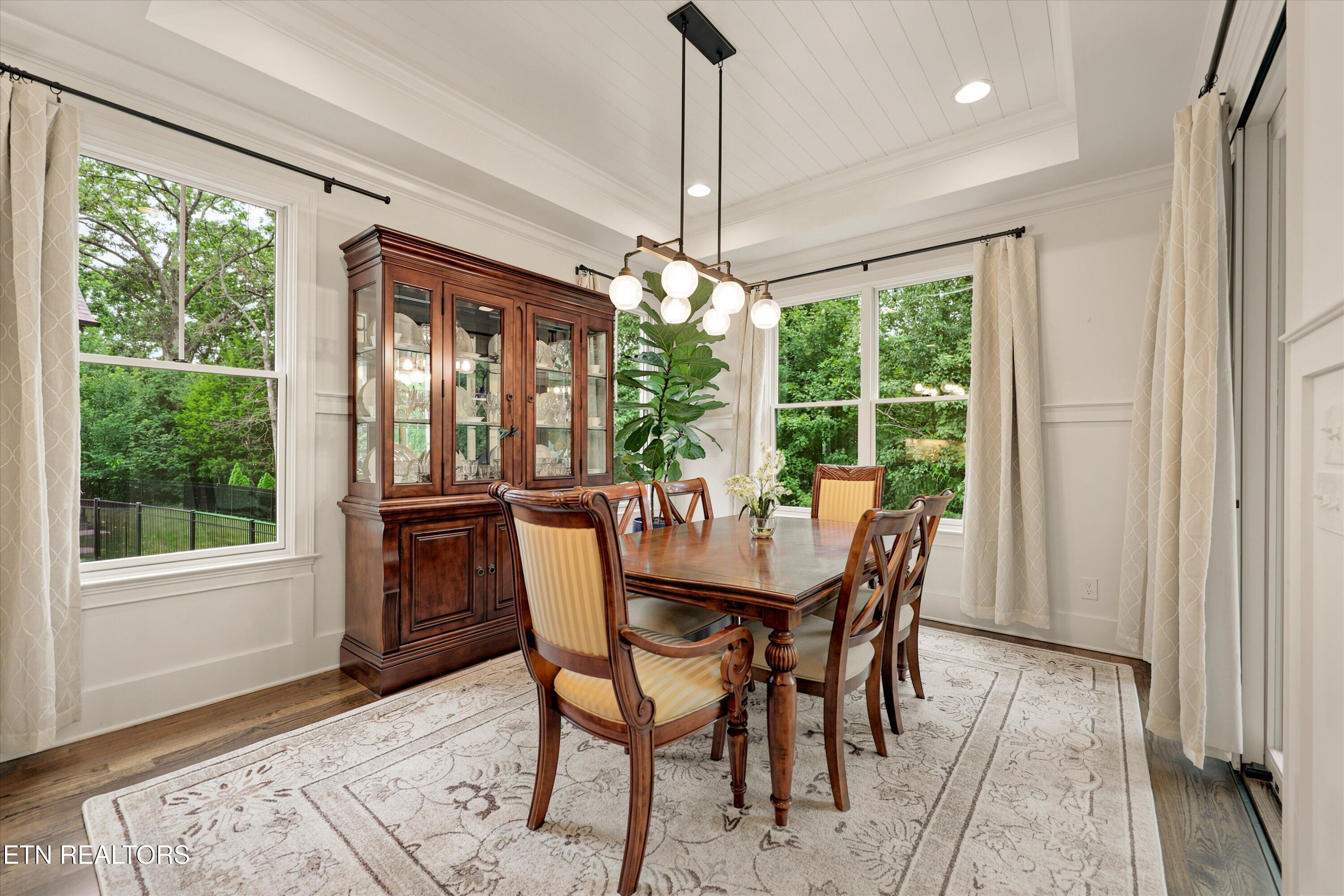12424 English Laurel Lane