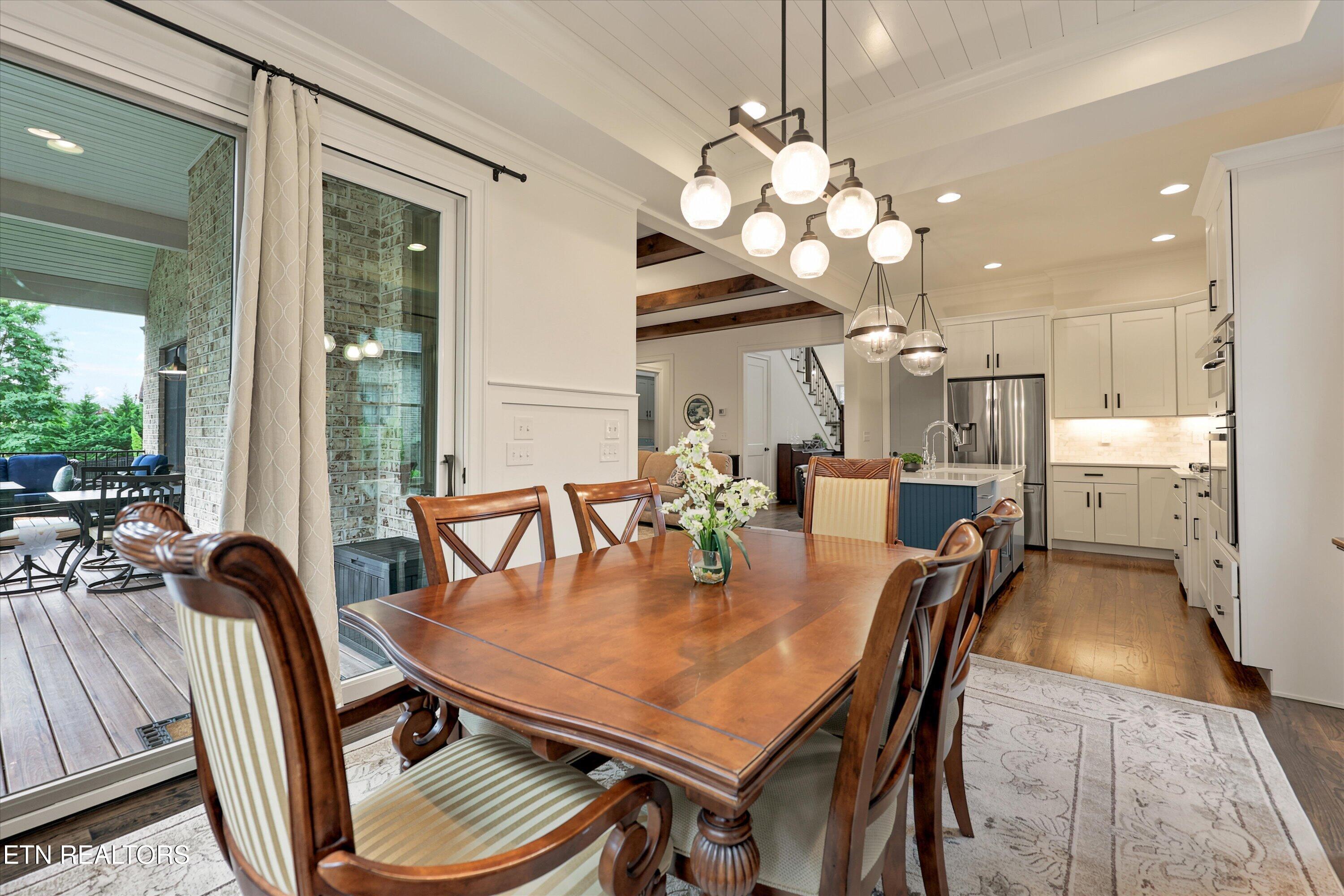 12424 English Laurel Lane