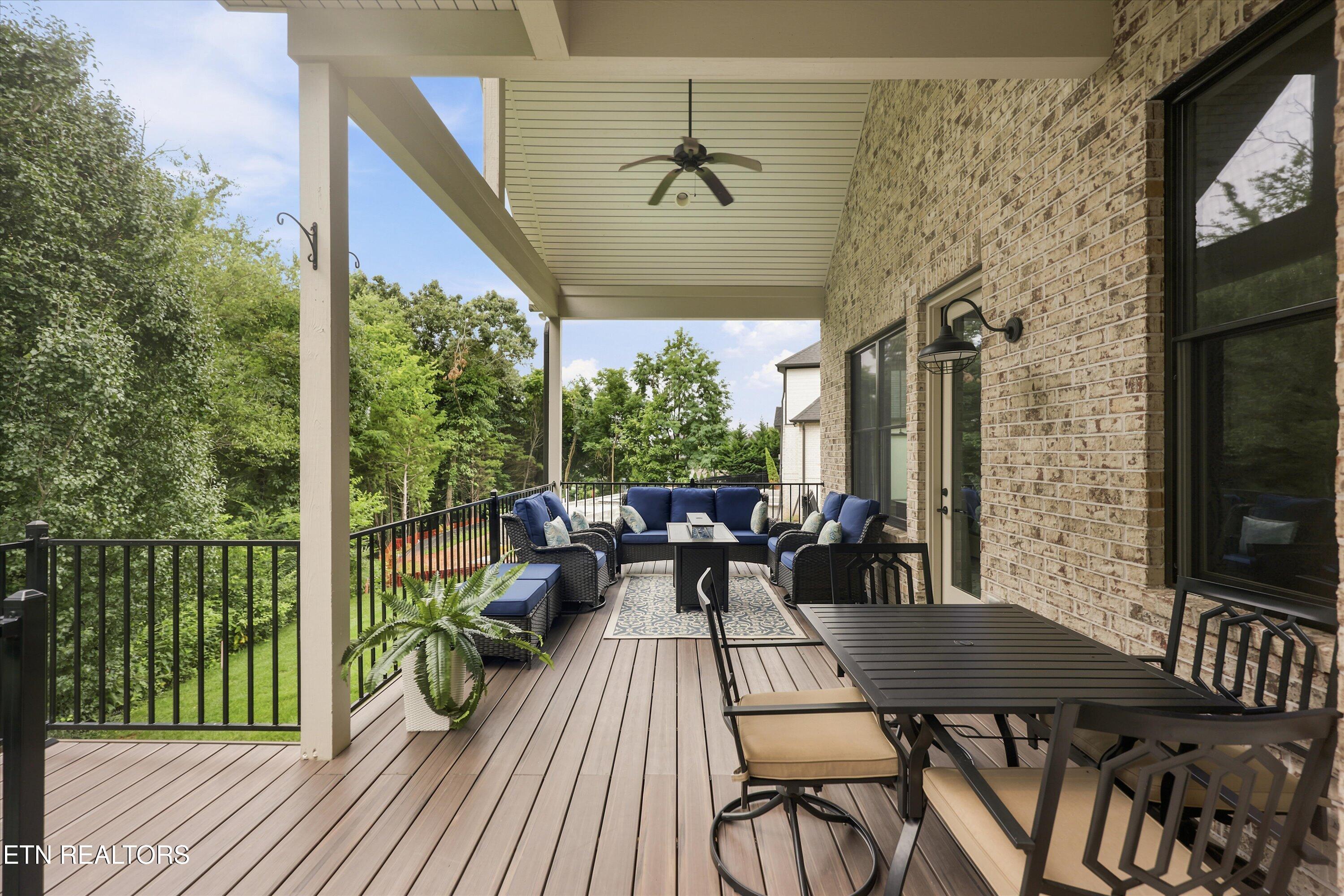 12424 English Laurel Lane