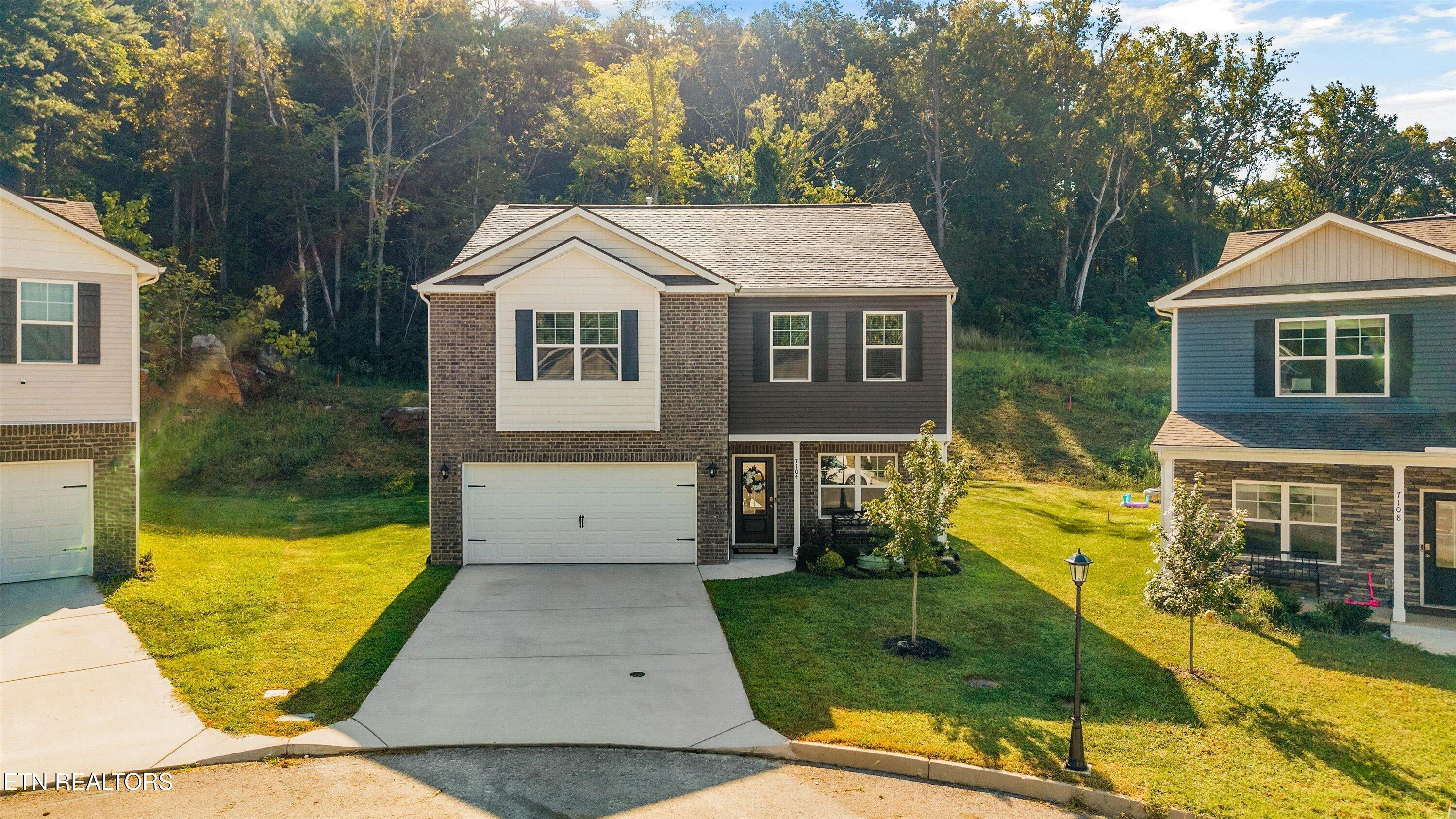 7104 Dusty Rose Lane