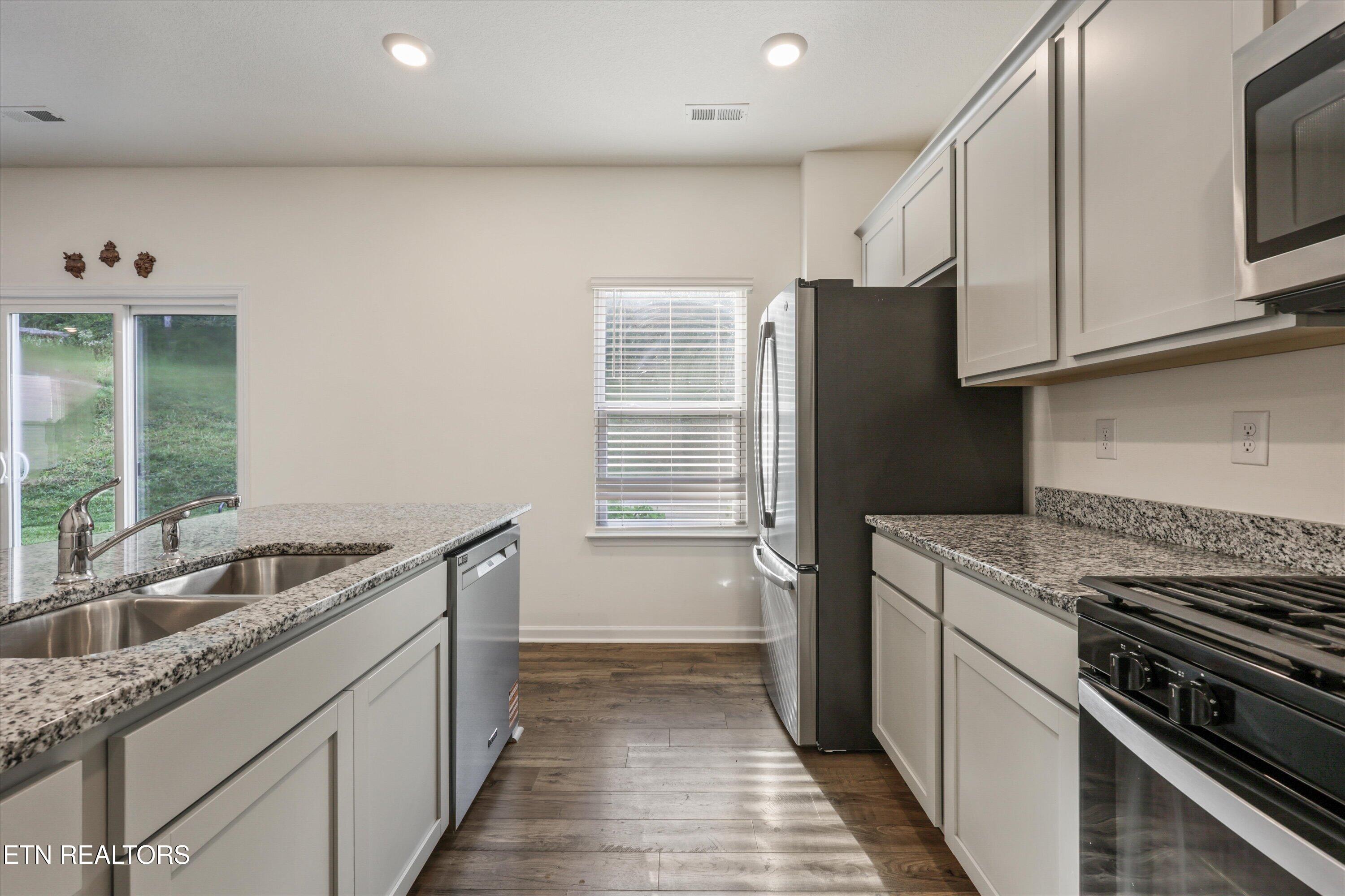 7104 Dusty Rose Lane