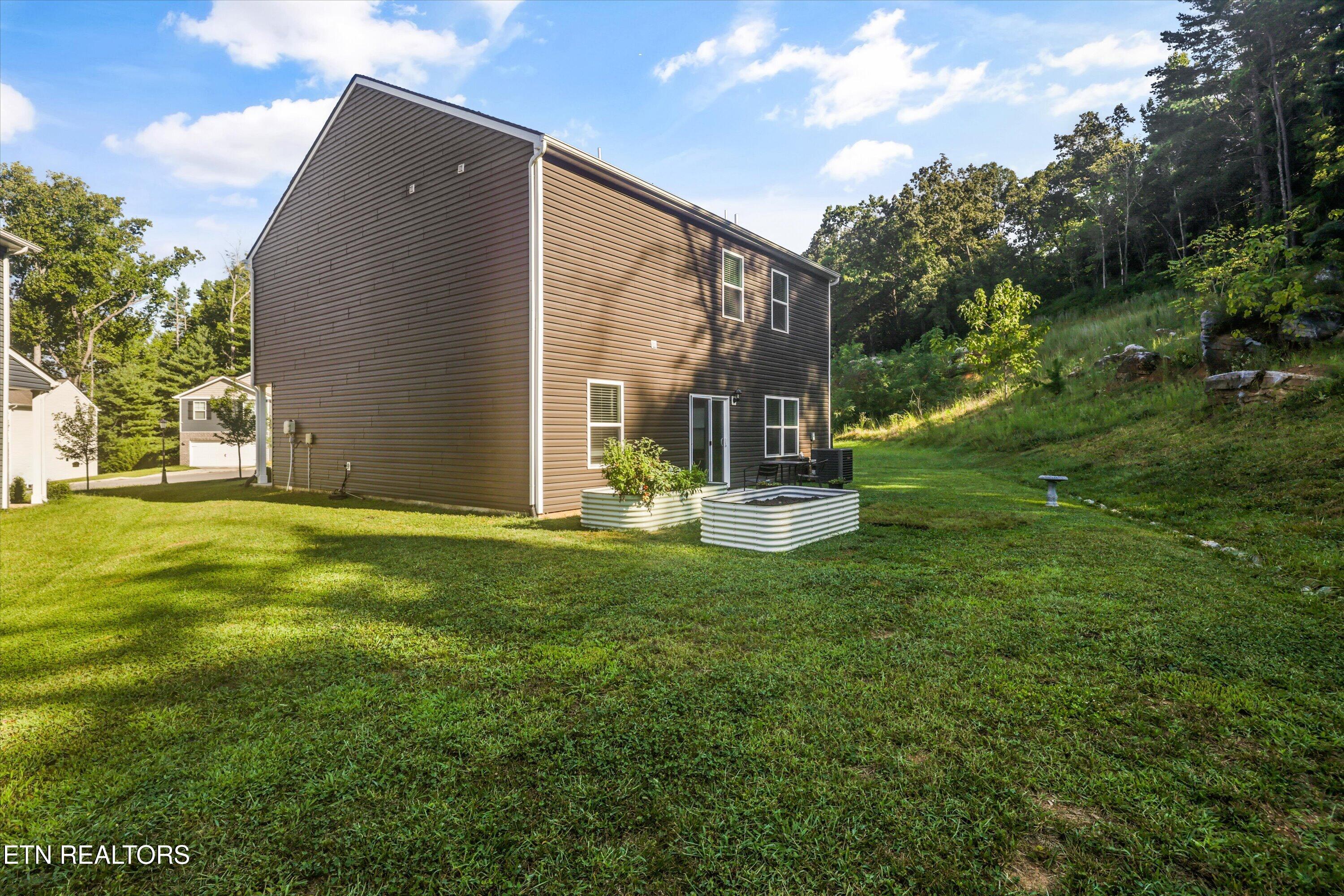 7104 Dusty Rose Lane