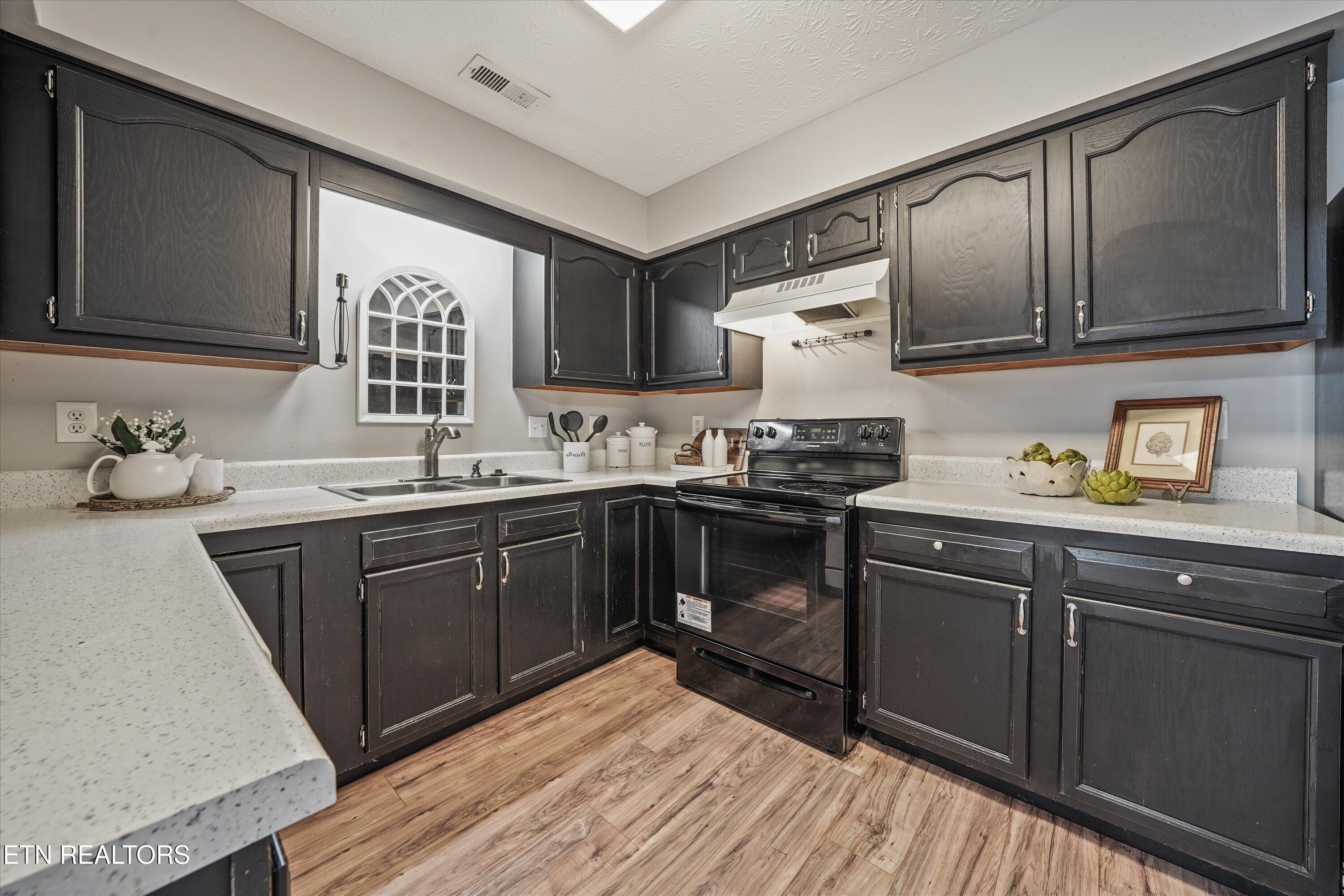 941 Ashley Michelle Court