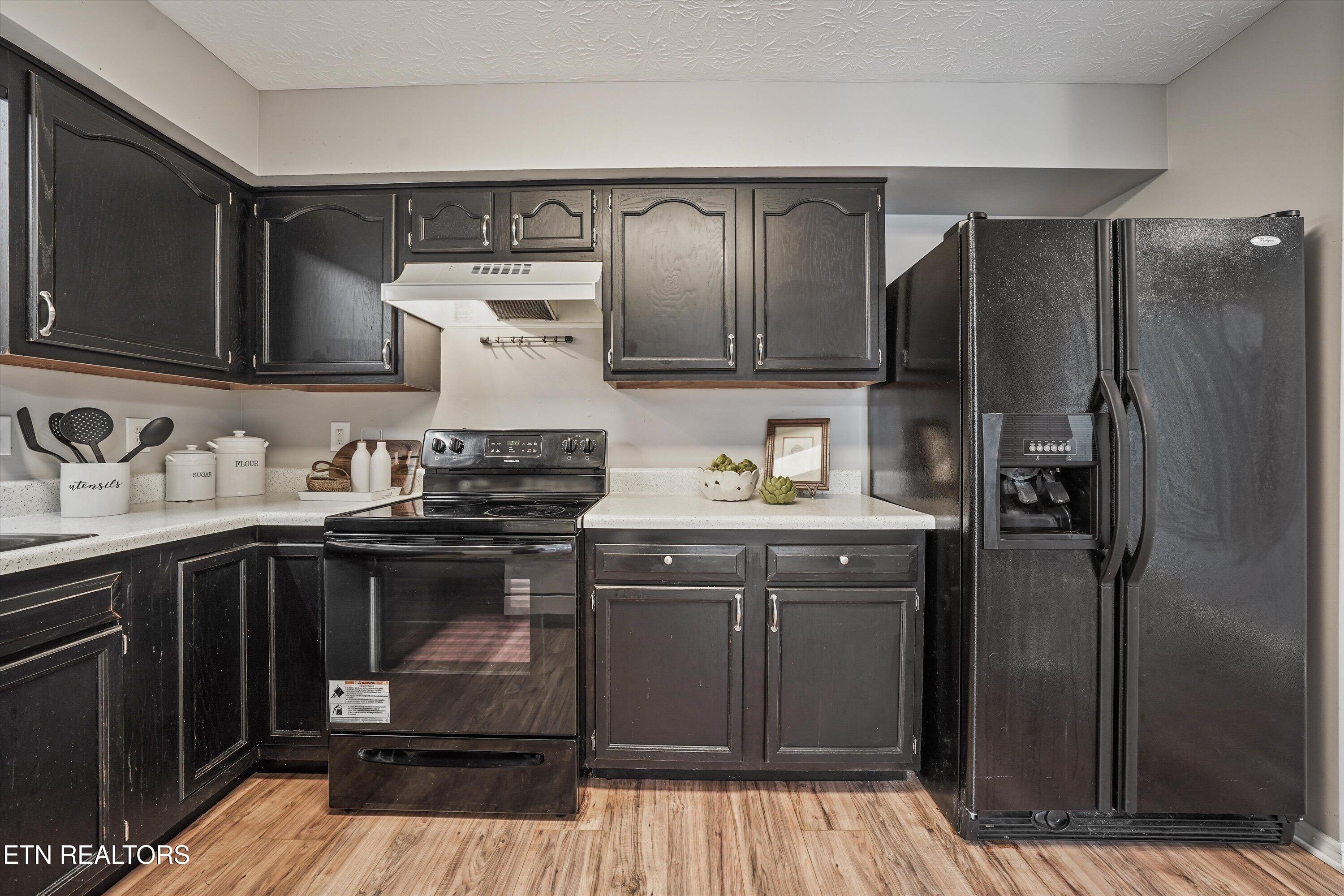 941 Ashley Michelle Court