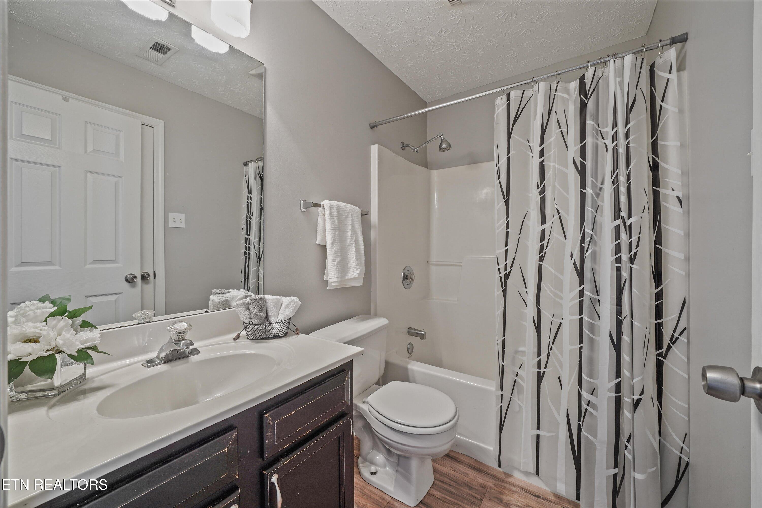 941 Ashley Michelle Court