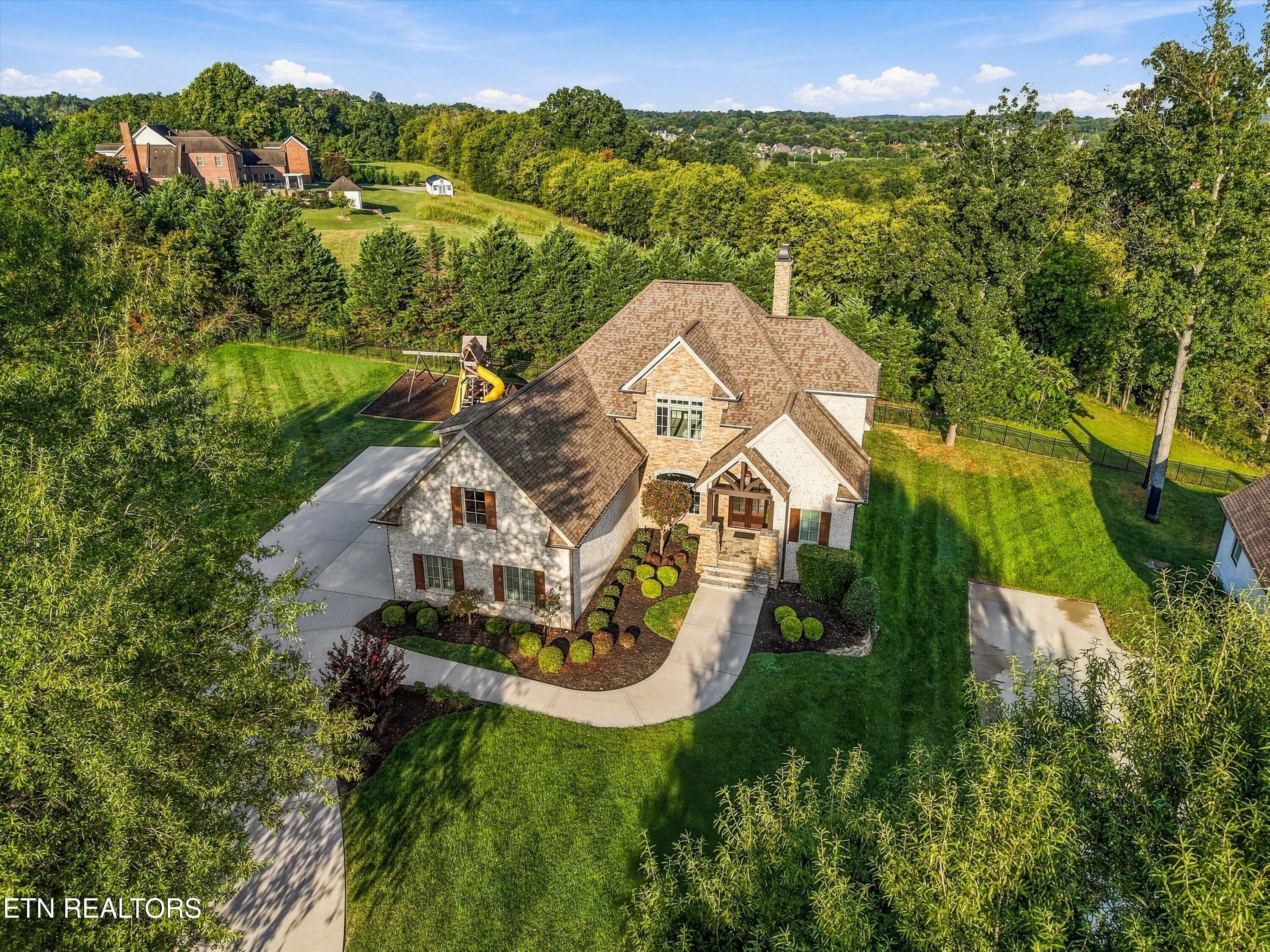 404 Stone Villa Lane