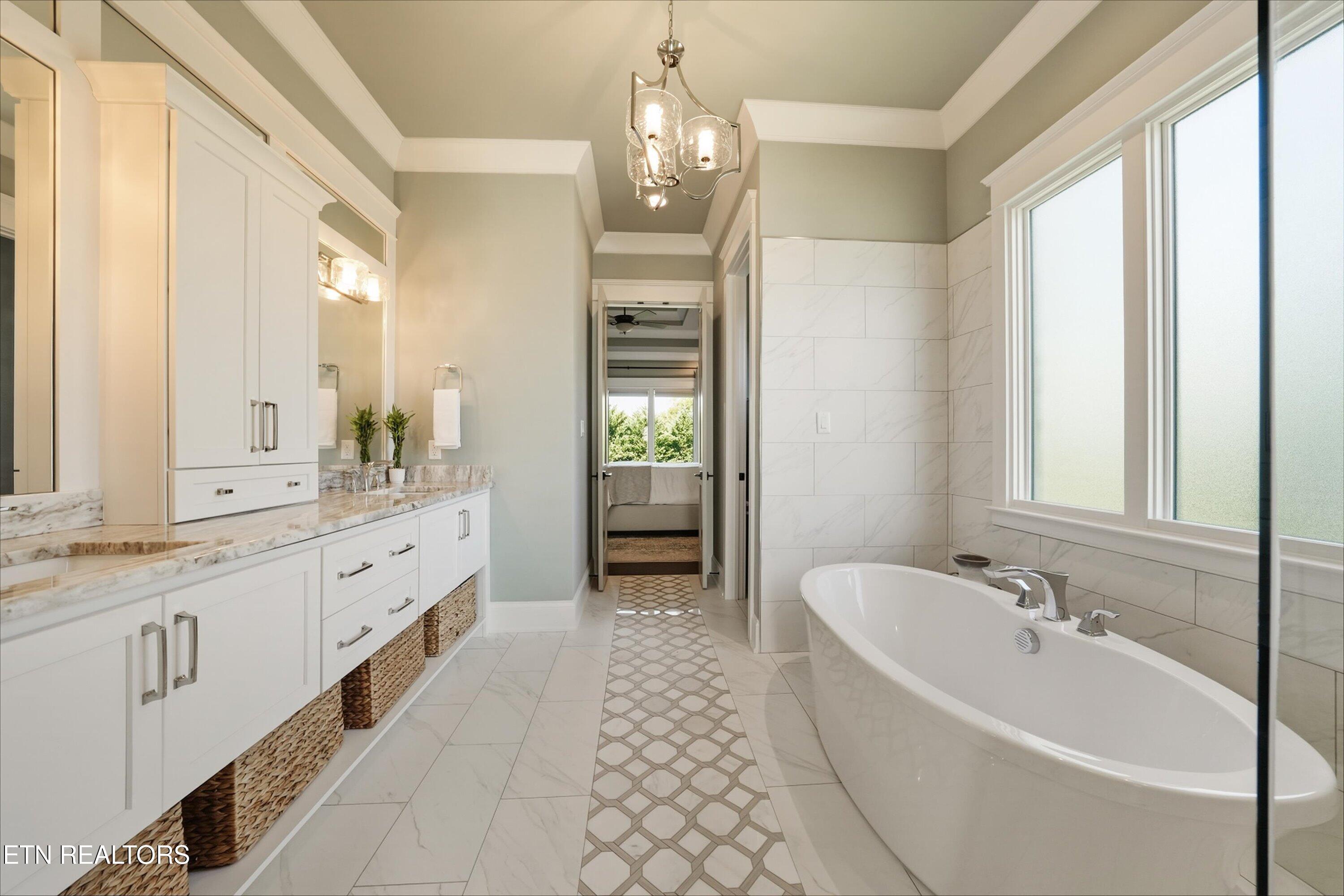 404 Stone Villa Lane