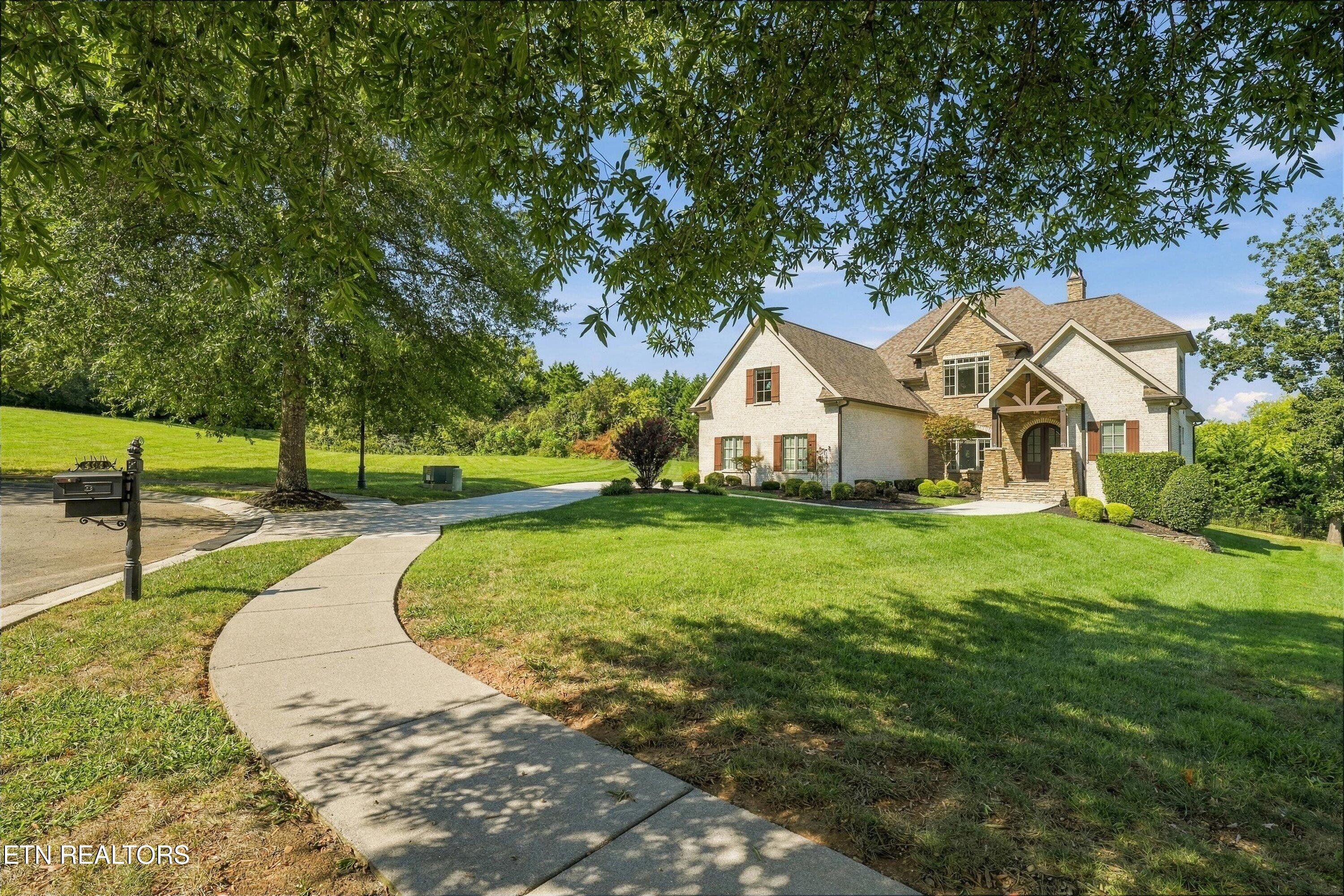 404 Stone Villa Lane