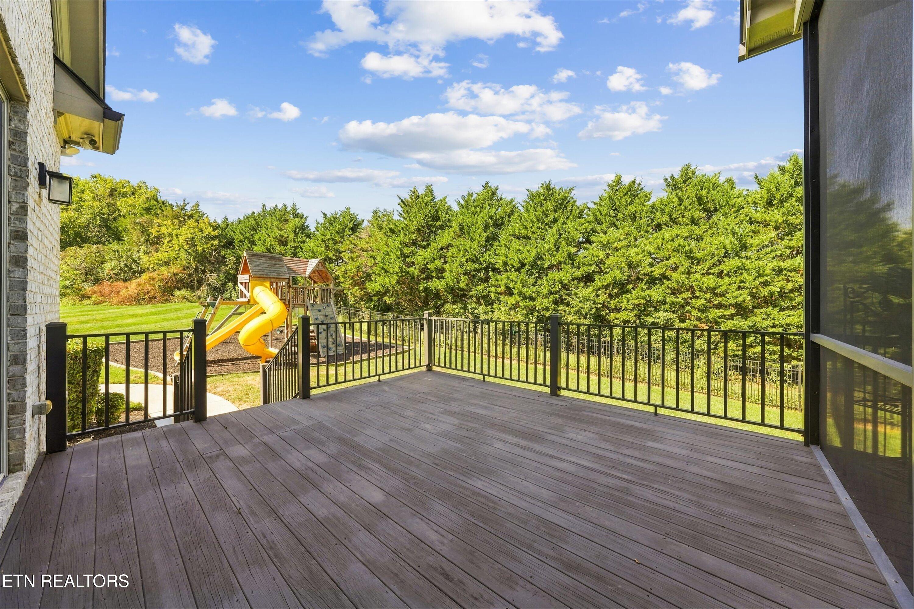 404 Stone Villa Lane
