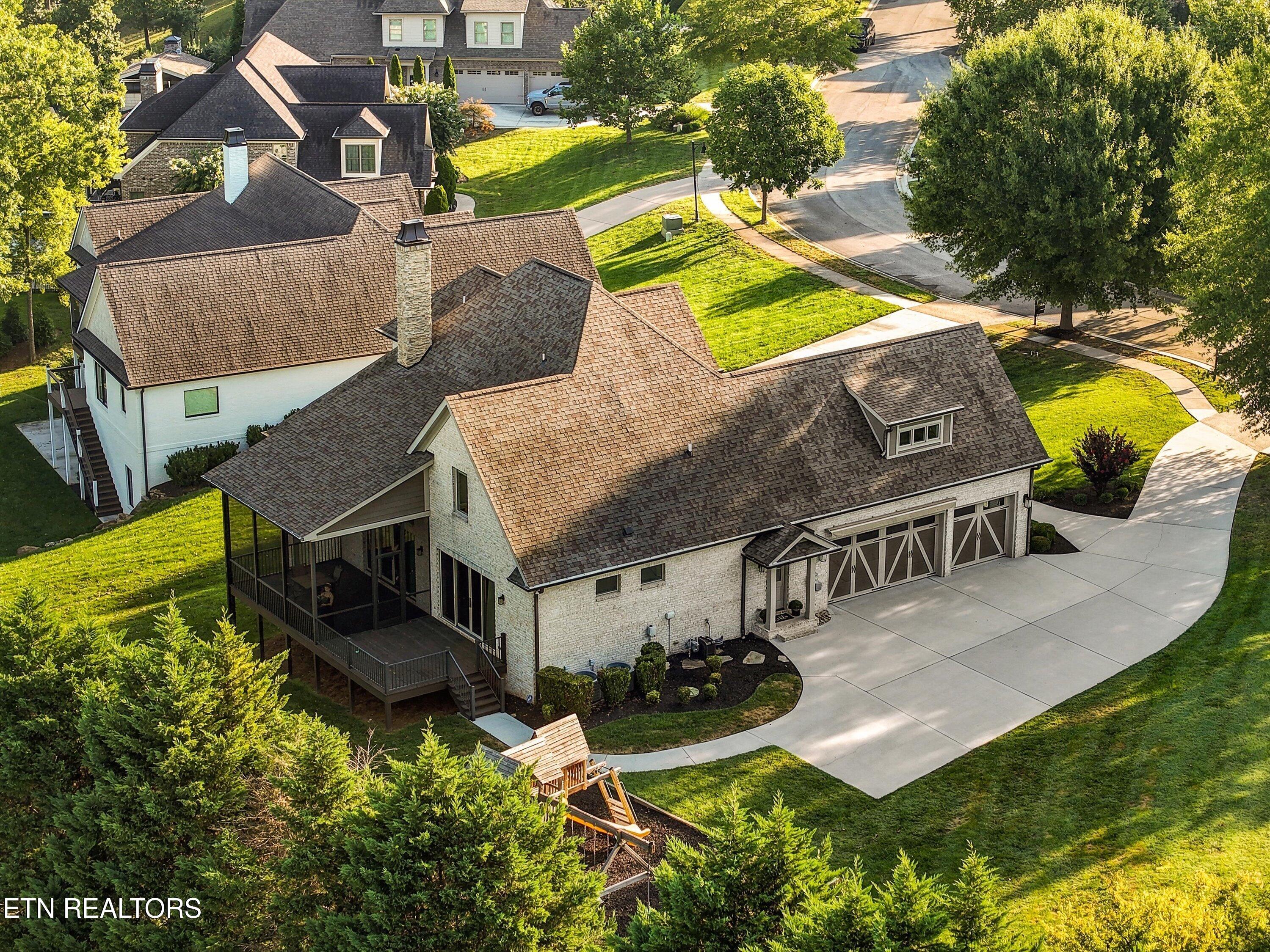 404 Stone Villa Lane