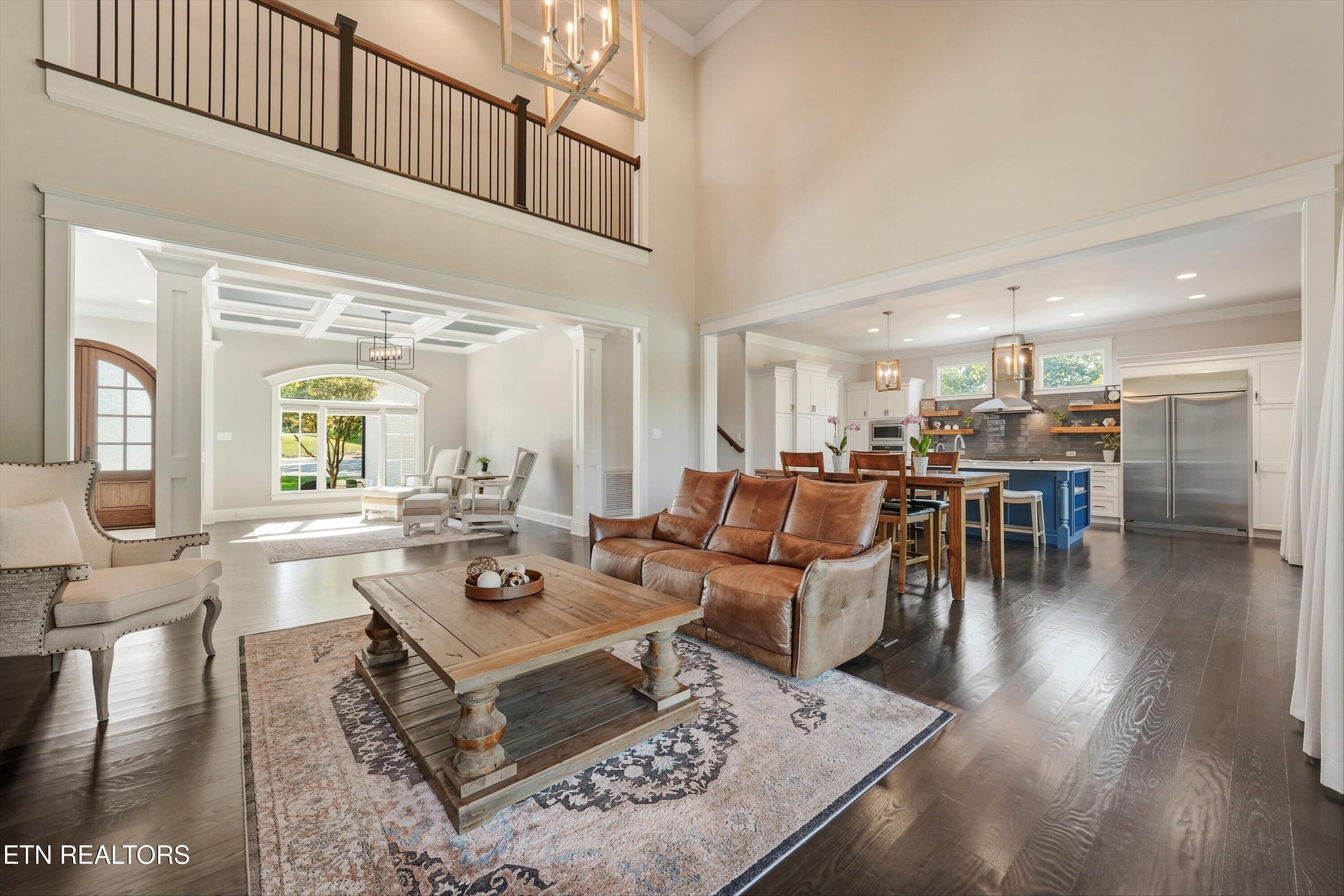 404 Stone Villa Lane