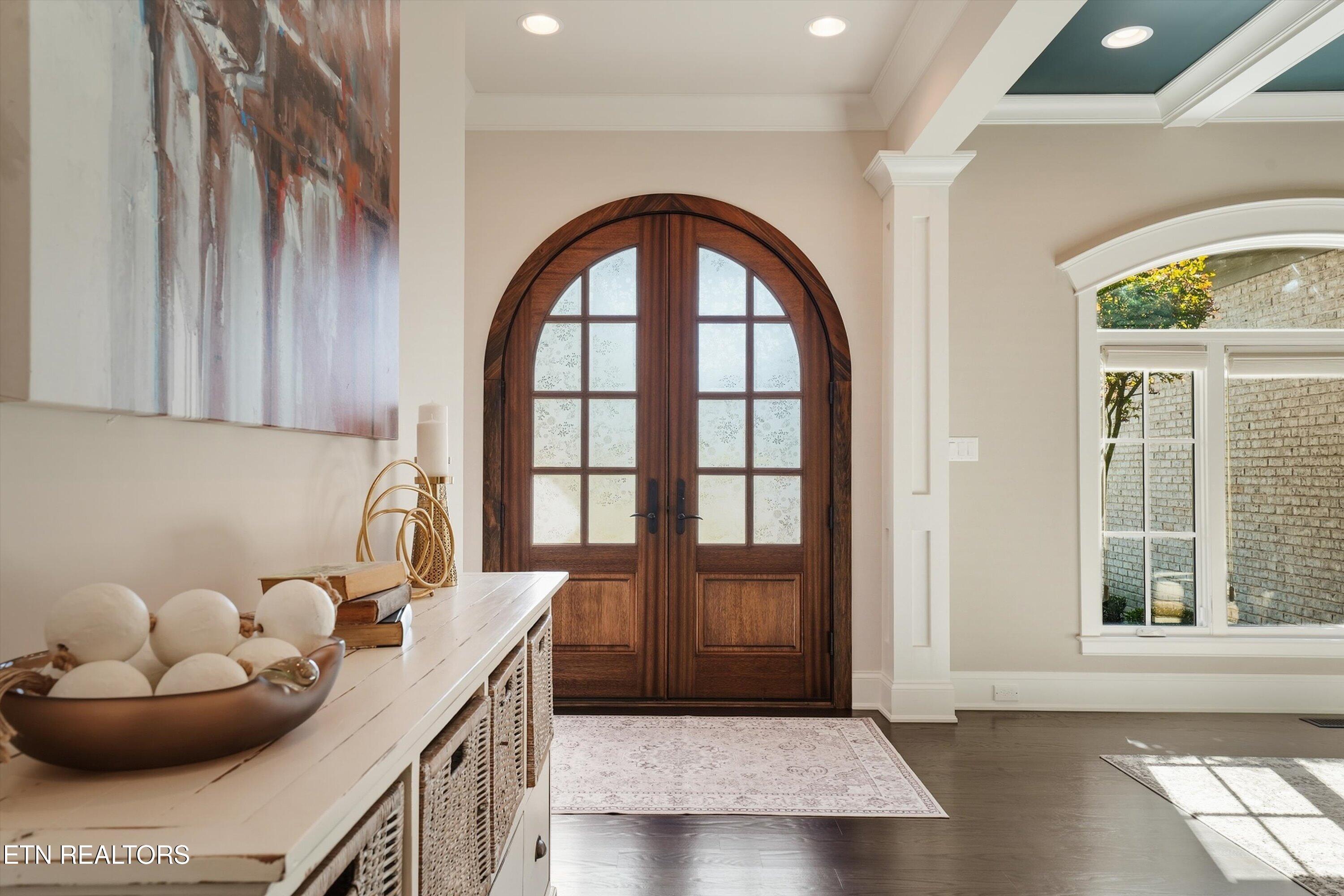 404 Stone Villa Lane