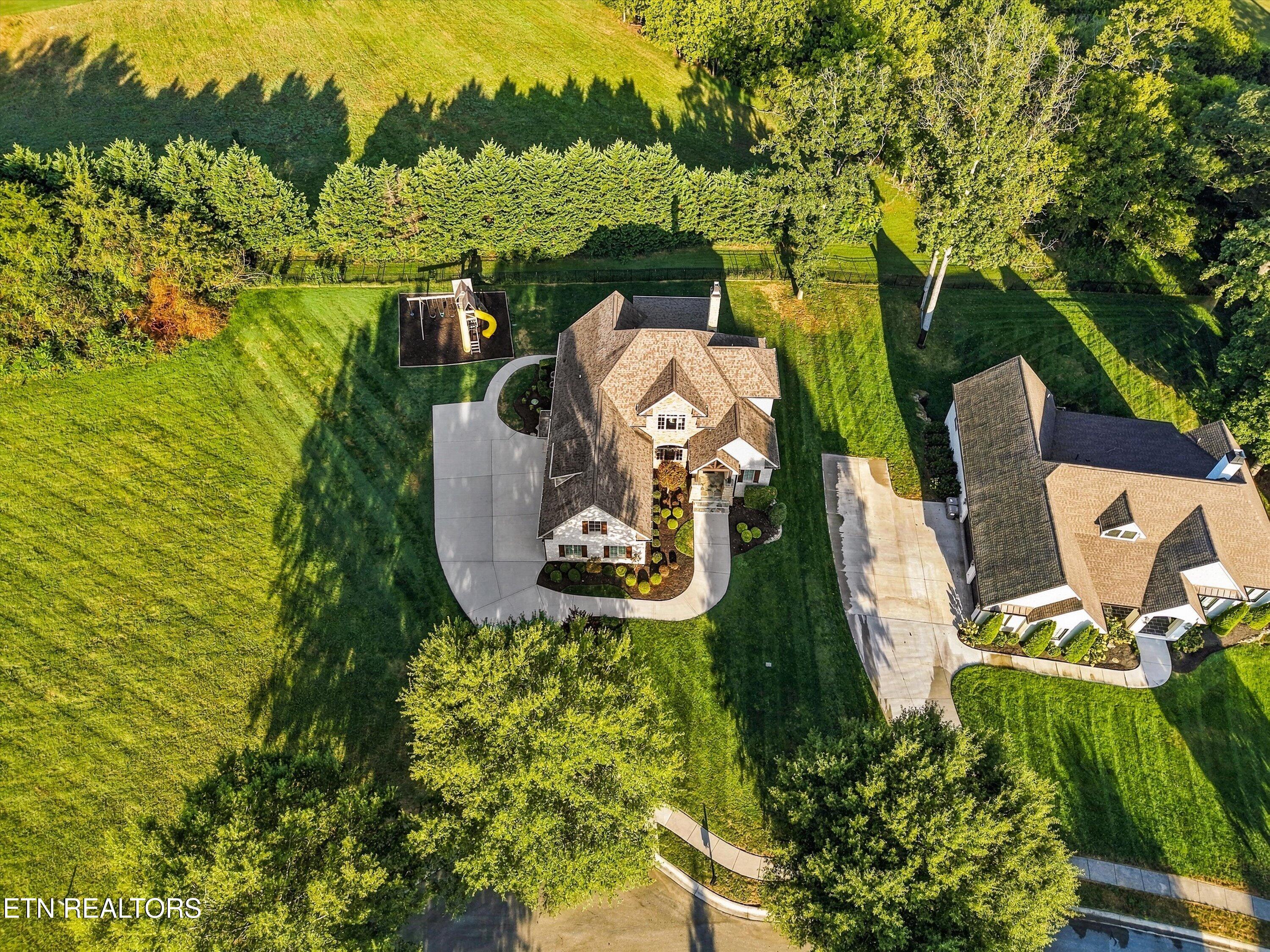 404 Stone Villa Lane