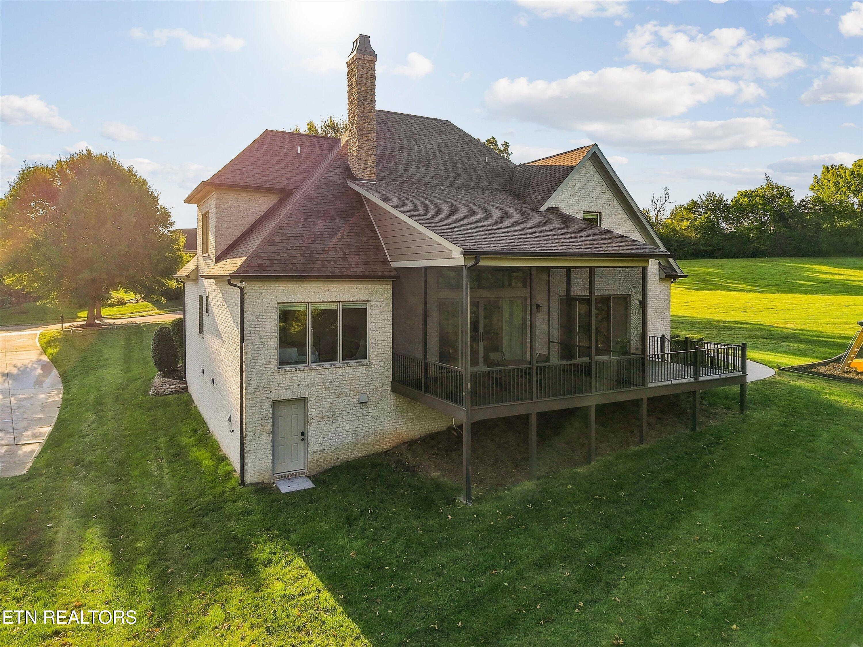 404 Stone Villa Lane